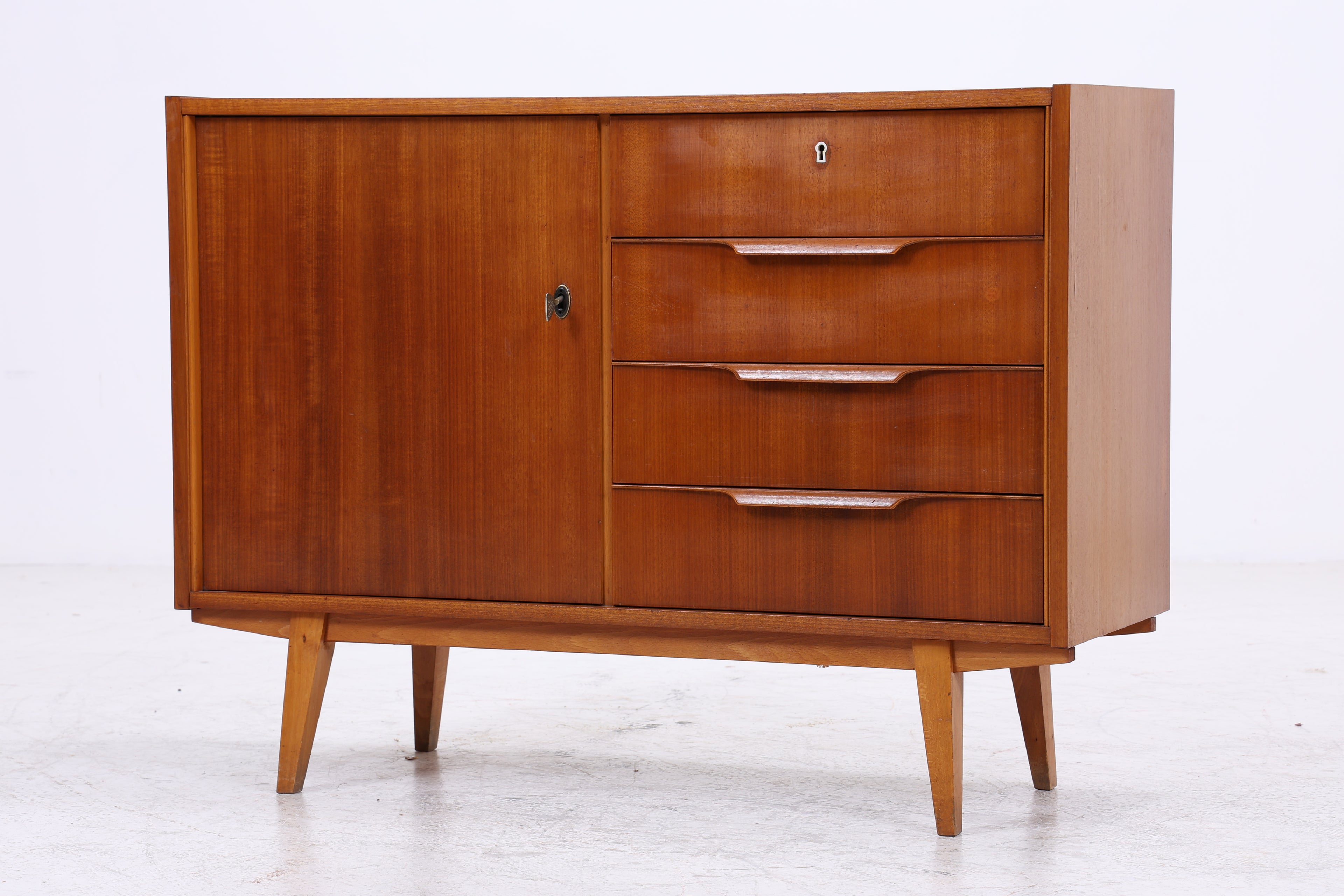 Vintage Nussbaum Kommode | Mid Century Schubladenkommode | 60er Jahre