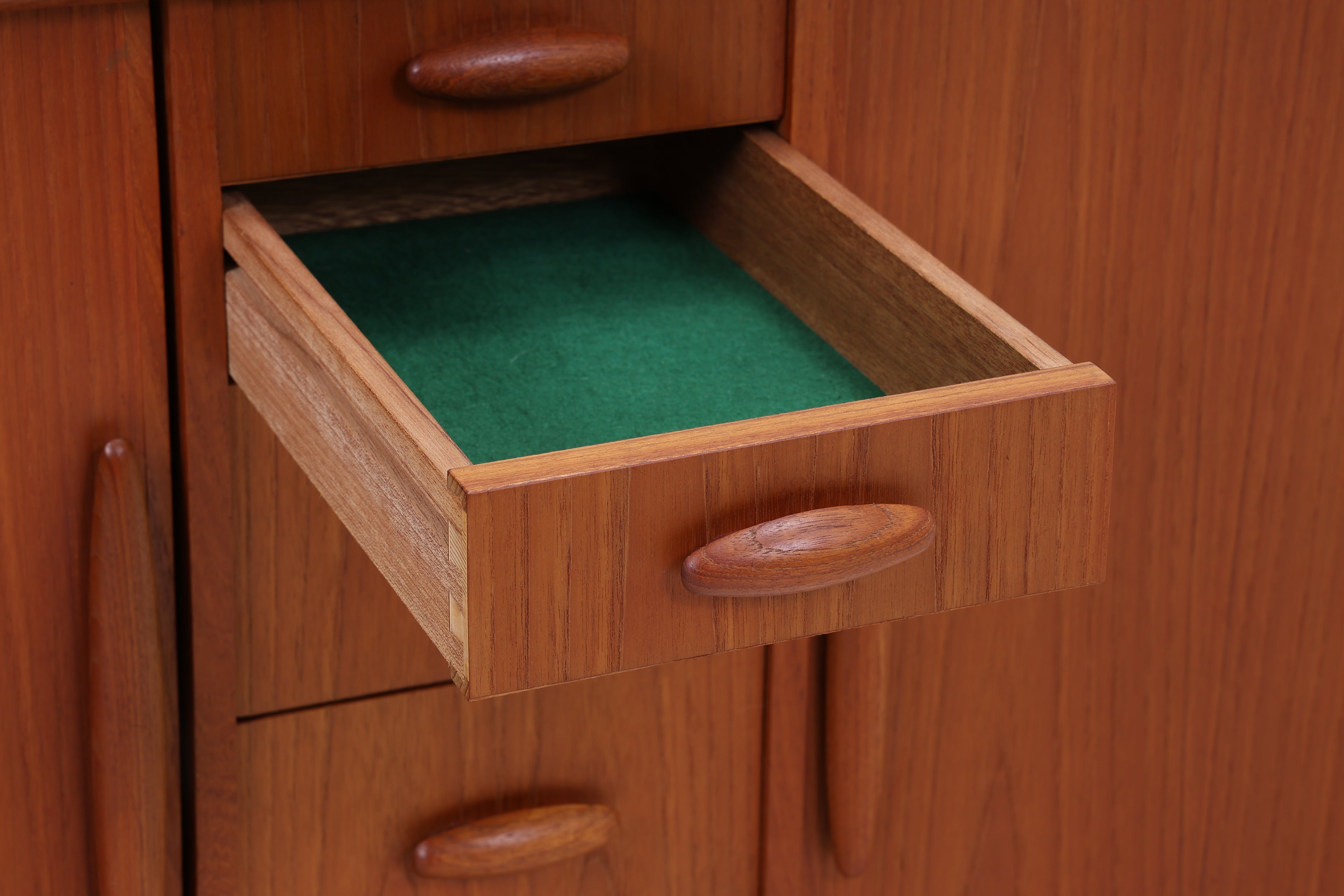 Vintage Teak Sideboard von Dyrlund | Danish Design | Mid Century Anrichte
