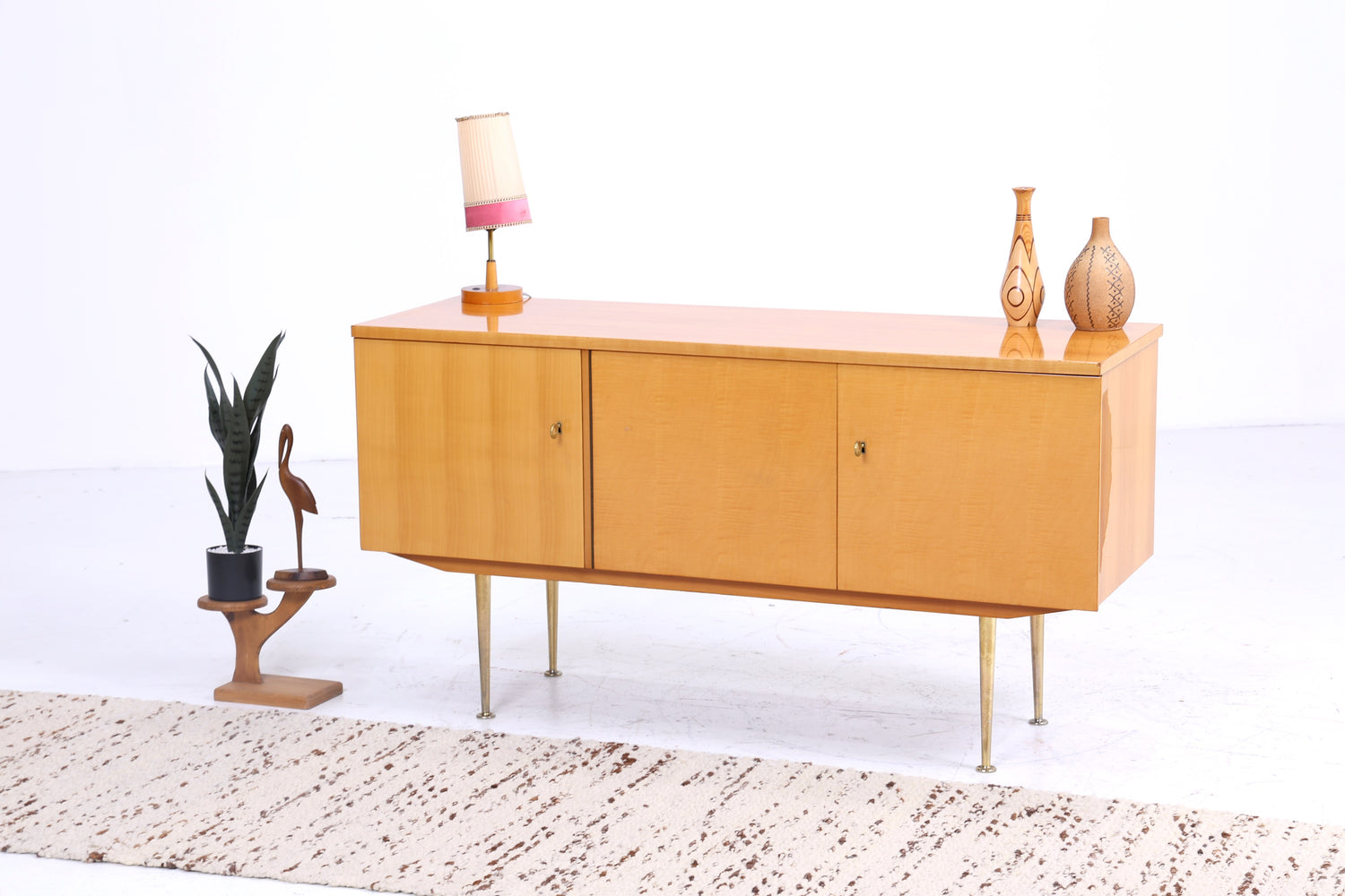 Vintage Kommode 60er Jahre | Mid Century TV Board Hochglanz Sideboard Retro | mit diversen Fächern | Aufbewahrung Holz