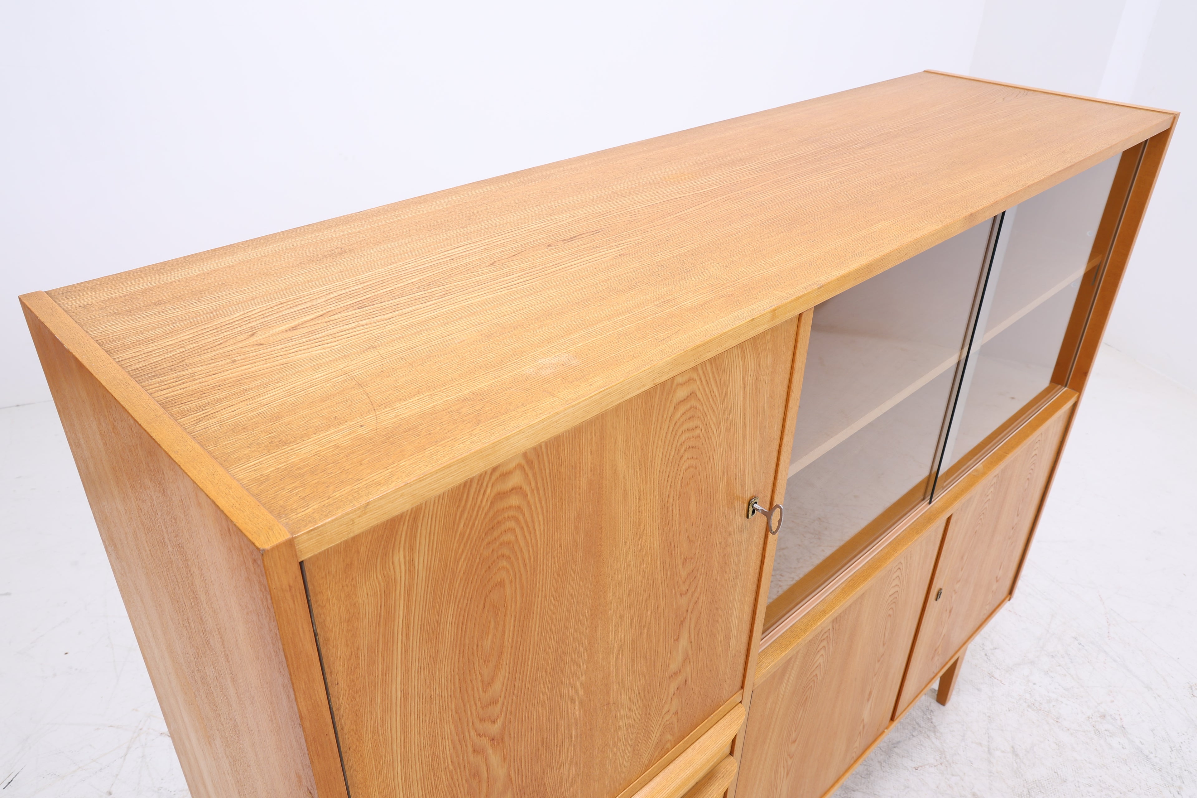 Vintage Highboard 602 von Franz Ehrlich | Hellerau Vitrine | Mid Century Schrank