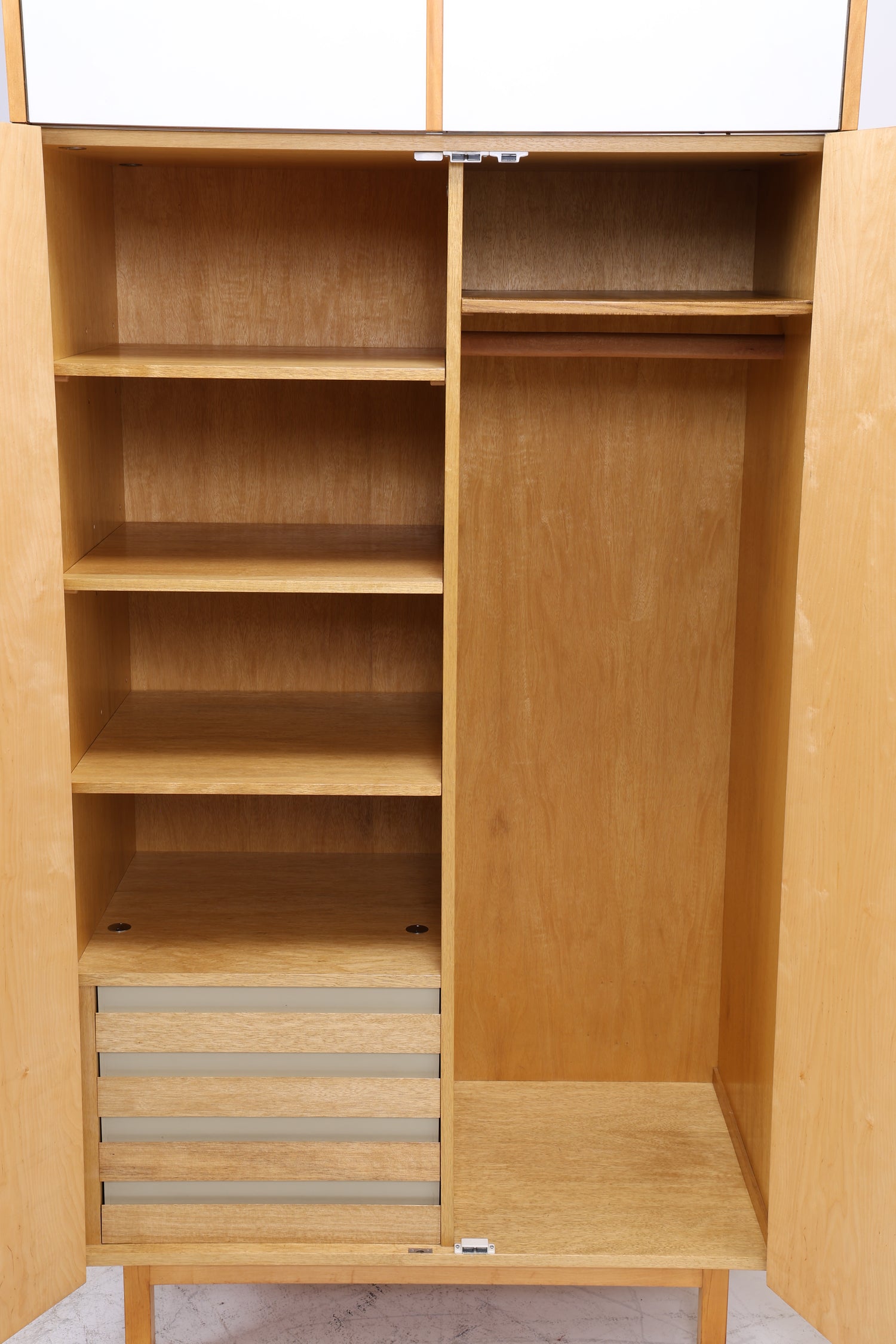 Vintage Hellerau Kleiderschrank | Birke | DDR Design Wäscheschrank | 1964