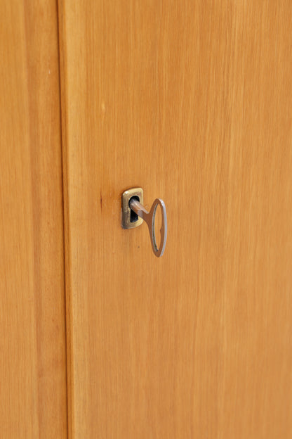 Vintage Hellerau Kleiderschrank | Birke | DDR Design Wäscheschrank | 1964