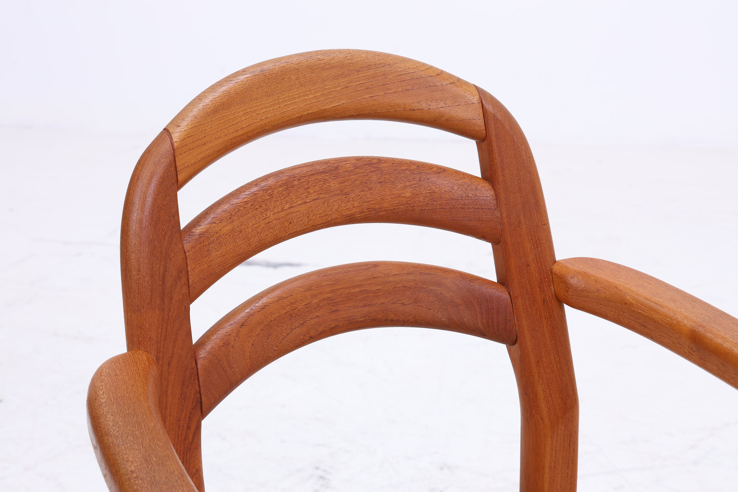 Dyrlund 1591A Armlehnstuhl | Teak Stuhl | Danish Design