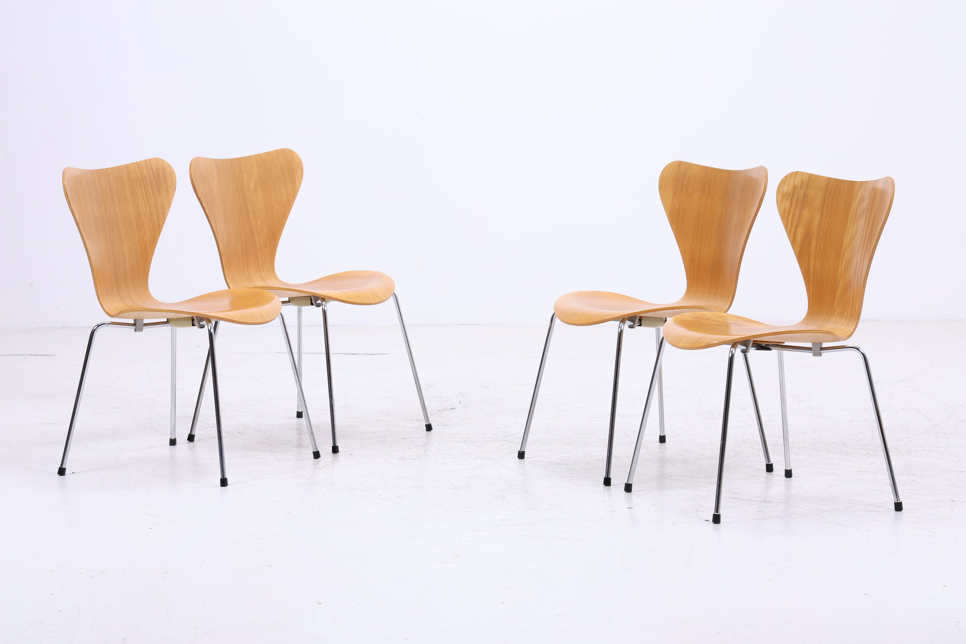 Fritz Hansen Serie 7 Stühle | 4er Set | Arne Jacobsen