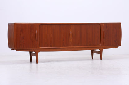 Johannes Andersen Modell 19 | Teak Sideboard | Danish Design