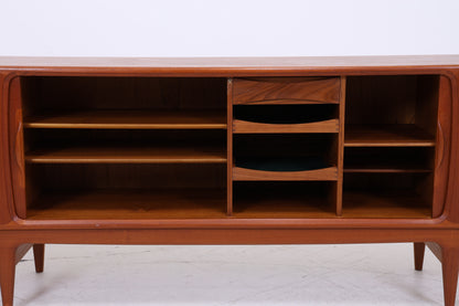 Johannes Andersen Modell 19 | Teak Sideboard | Danish Design