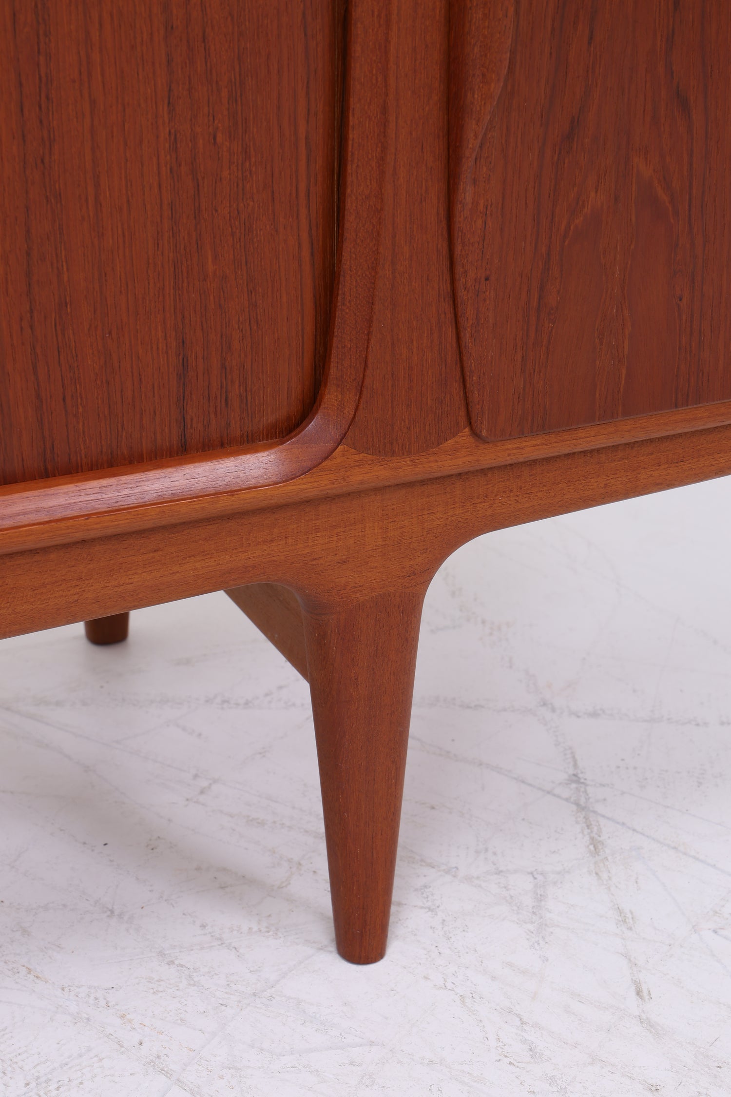 Johannes Andersen Modell 19 | Teak Sideboard | Danish Design