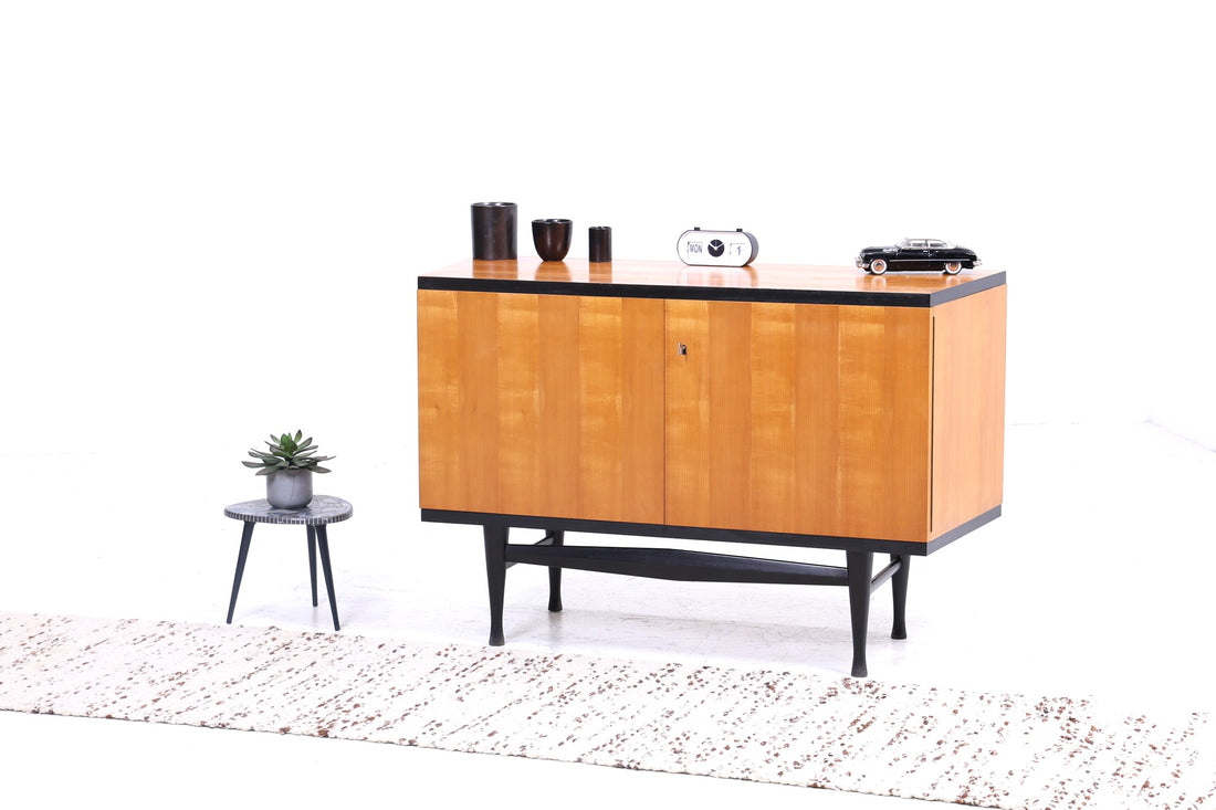 Trapezförmige Vintage Kommode 60er | Mid Century Schrank | Kleines Sideboard Retro Holz Aufbewahrung