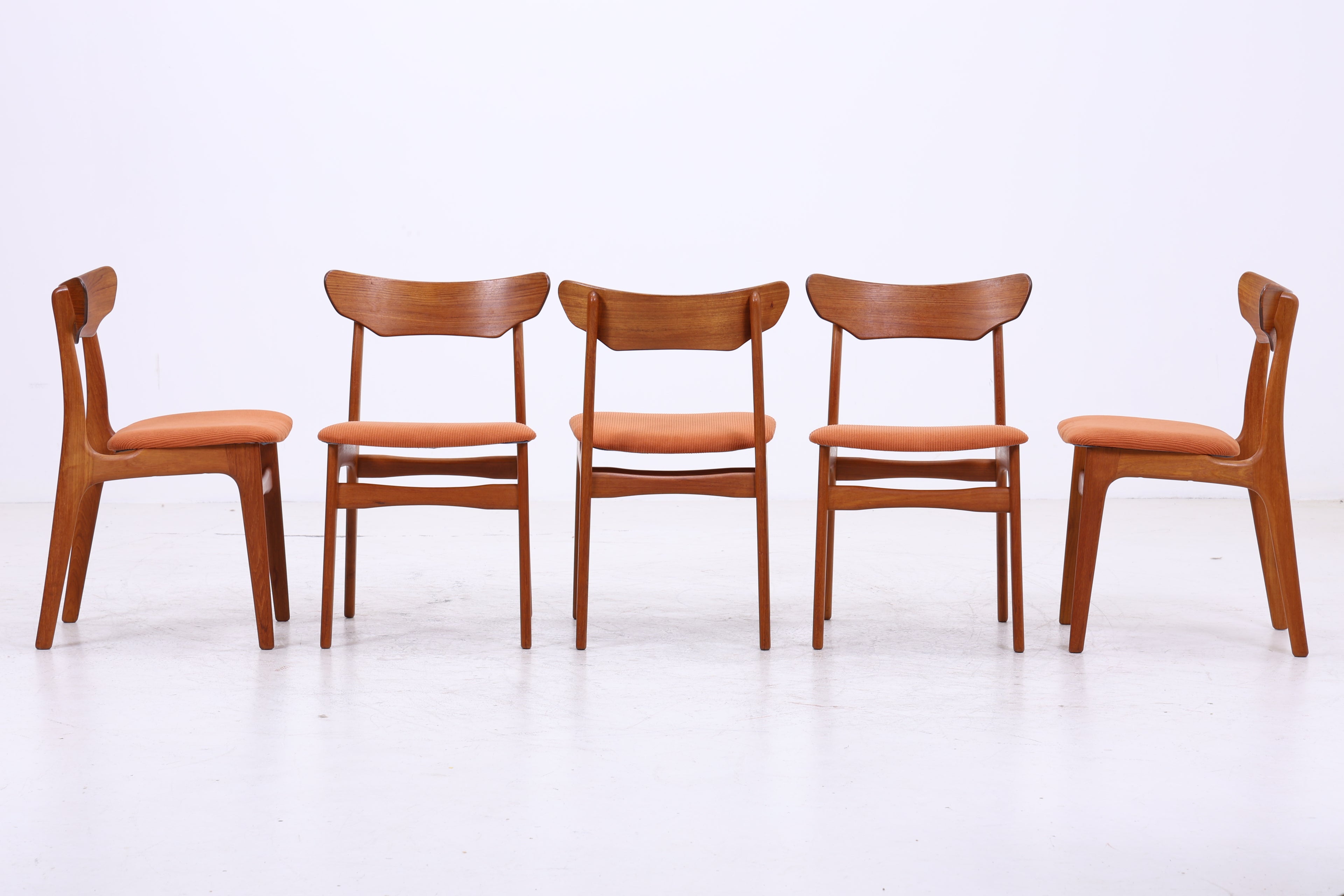 Schiønning &amp; Elgaard Teak Stühle | 5er Set | Danish Design