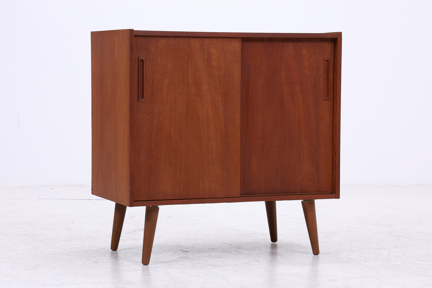 Vintage Teak Kommode | Mid Century | Schiebetüren | 60er Jahre