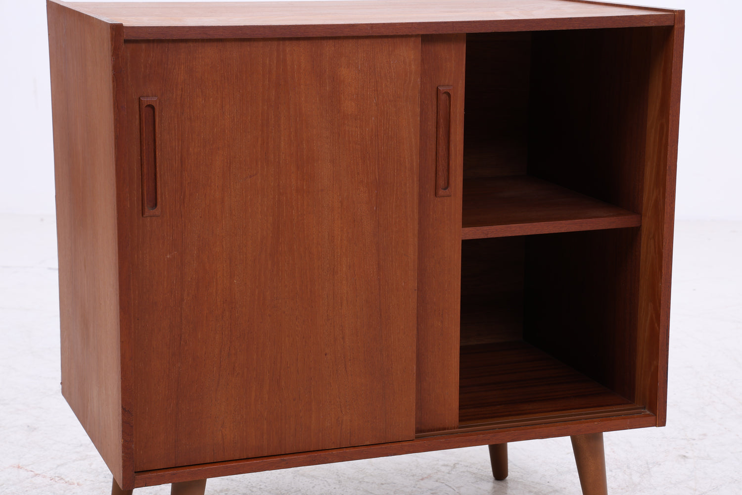 Vintage Teak Kommode | Mid Century | Schiebetüren | 60er Jahre