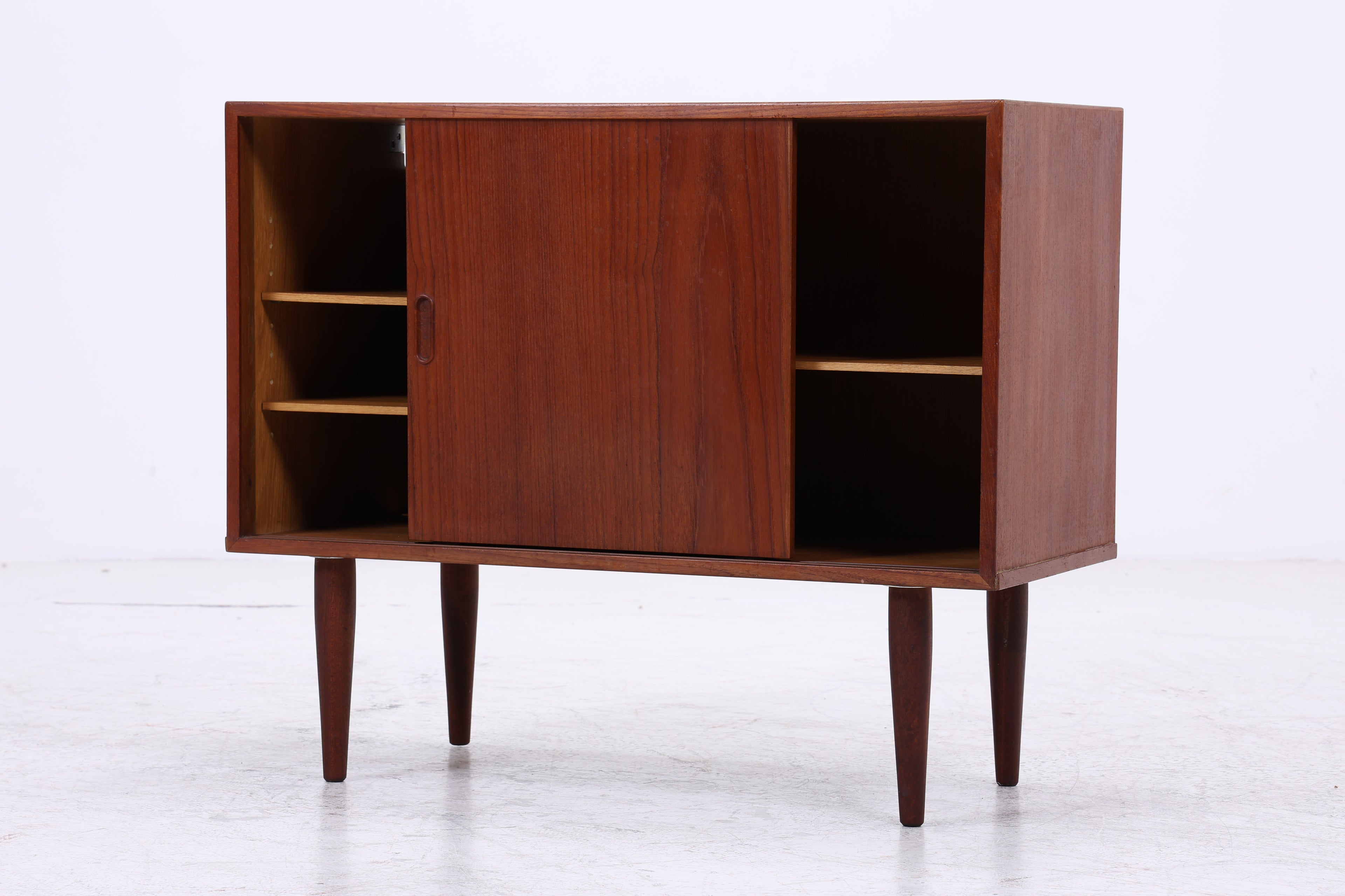 Vintage Teak Kommode | Mid Century | Schiebetüren | 60er Jahre
