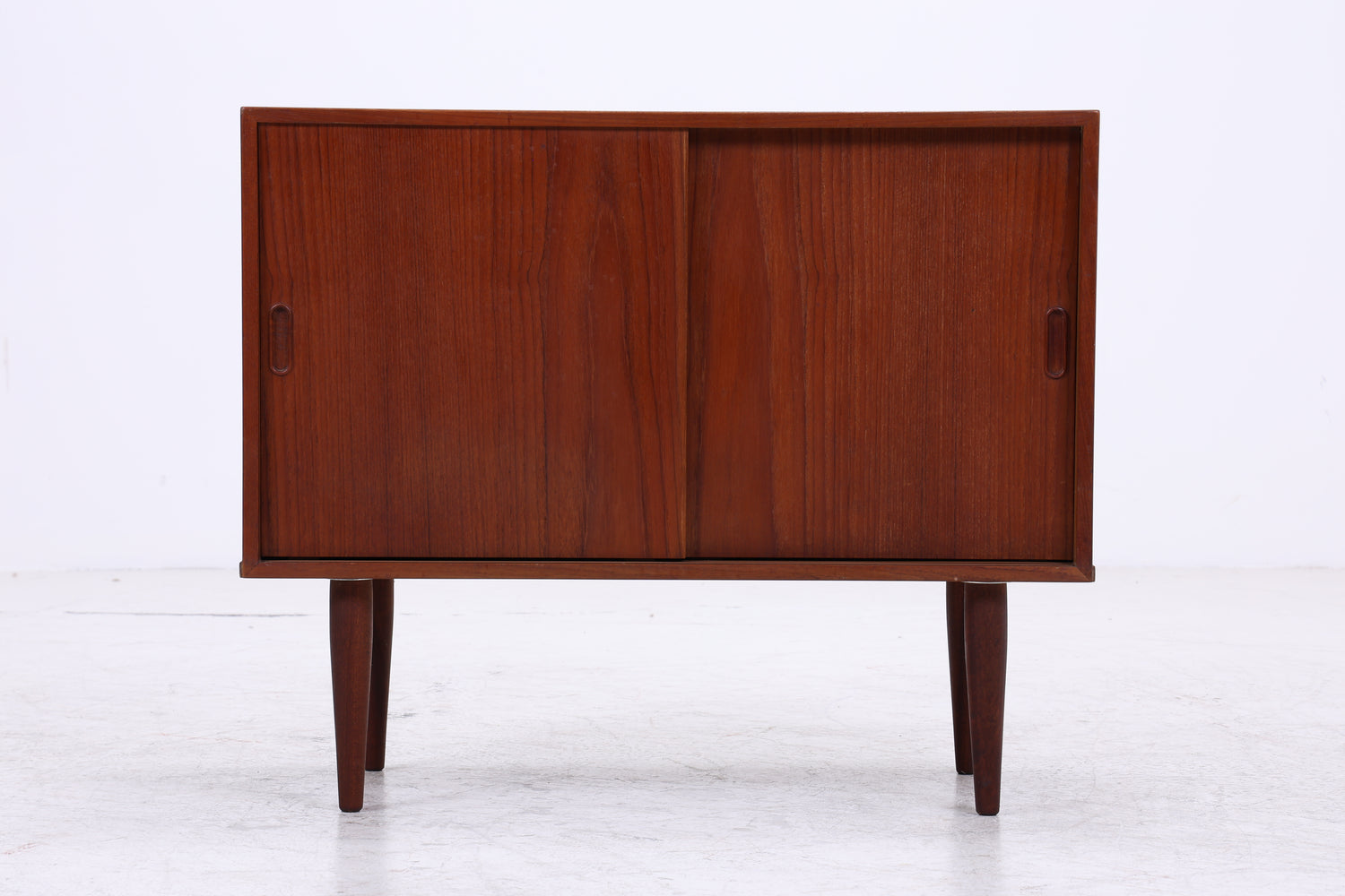 Vintage Teak Kommode | Mid Century | Schiebetüren | 60er Jahre
