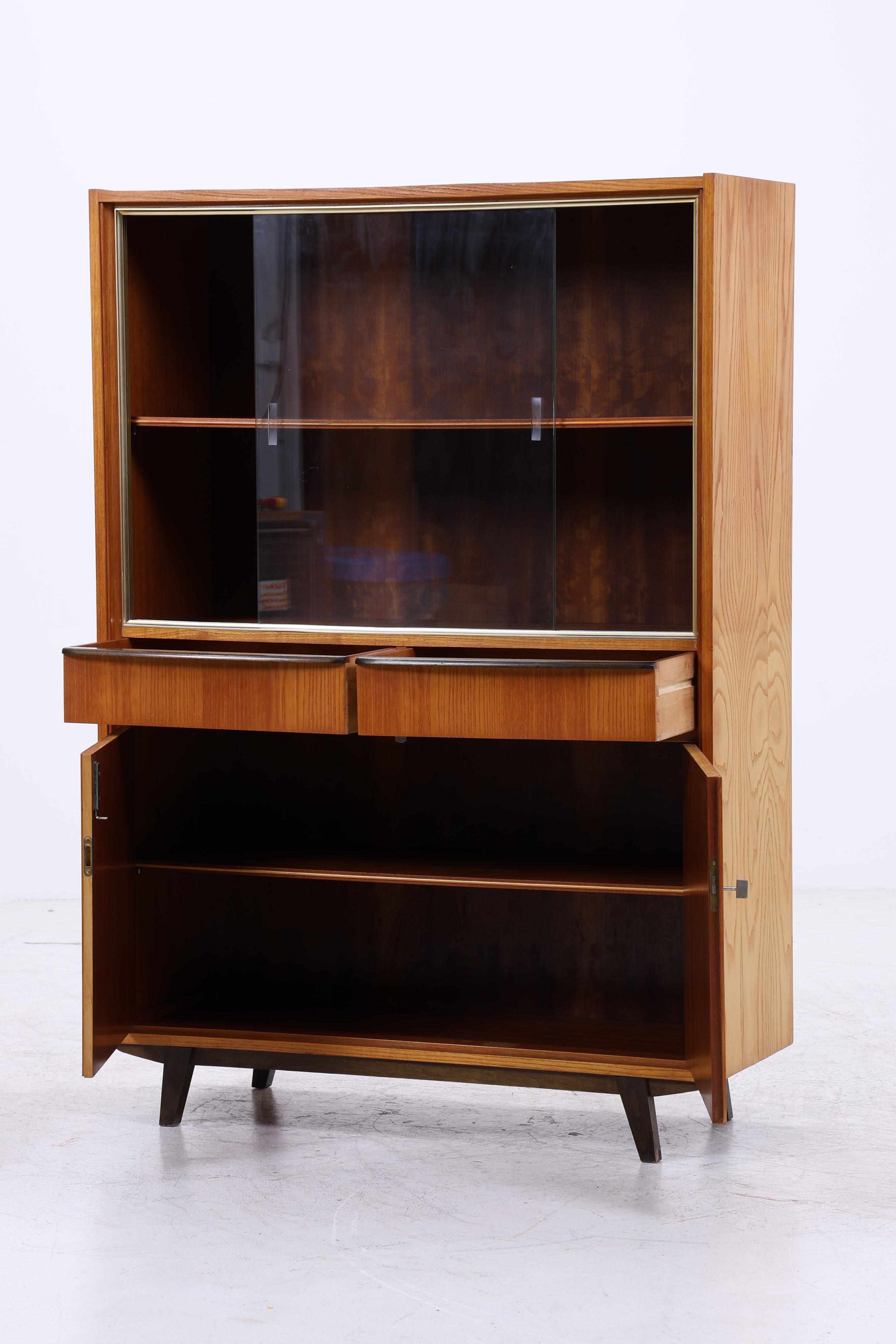 Vintage Vitrine | Mid Century | Glasschiebetüren | 60er Jahre