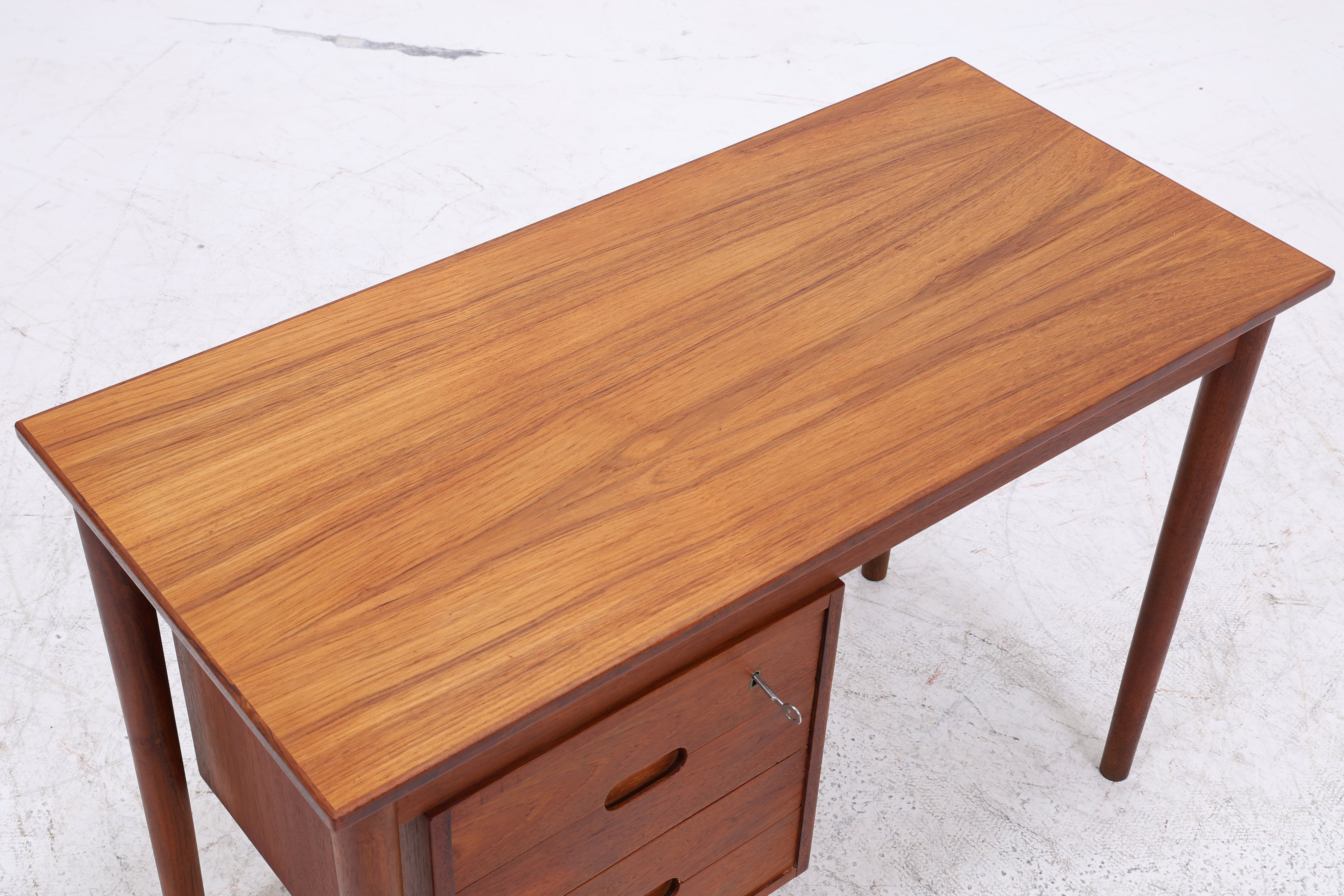 Vintage Teak Schreibtisch | Danish Design | Mid Century