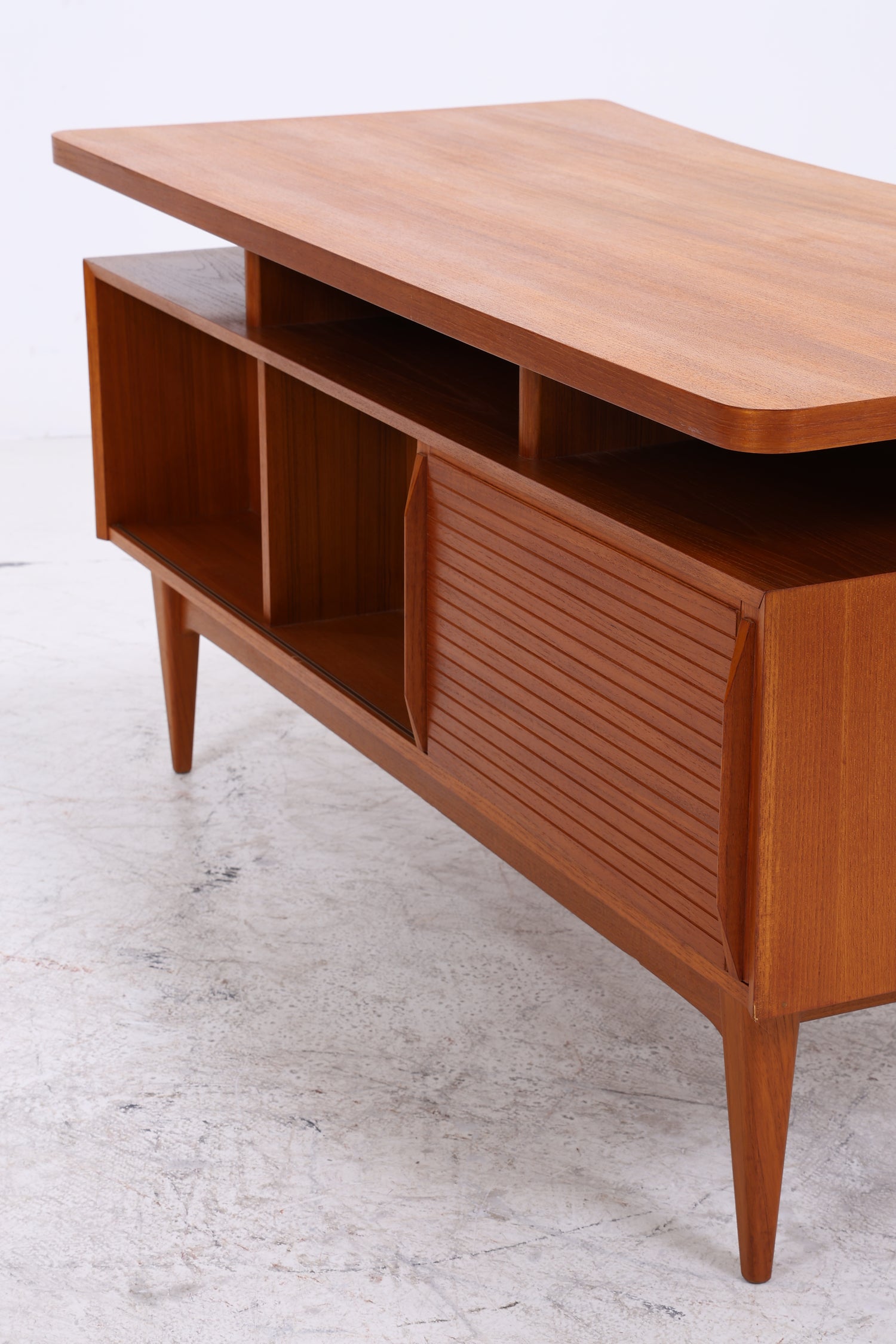 Vintage Schreibtisch | Mid Century | Danish Design Stil
