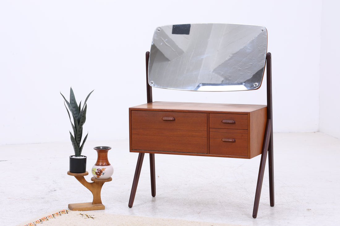 Ølholm Møbelfabrik Frisiertisch | Teak | Danish Design
