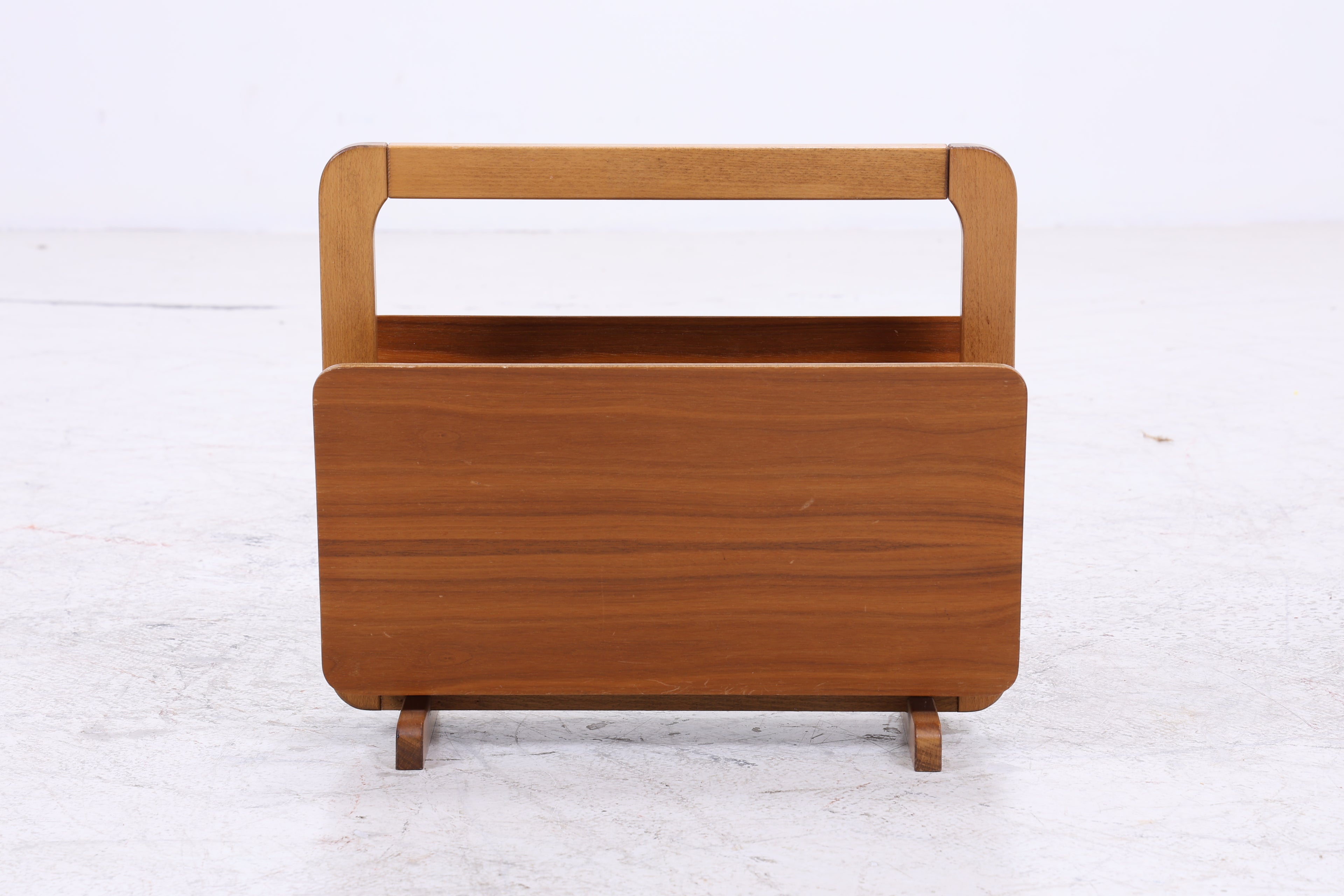 Vintage Nussbaum Zeitungsständer | Mid Century | 60er Jahre