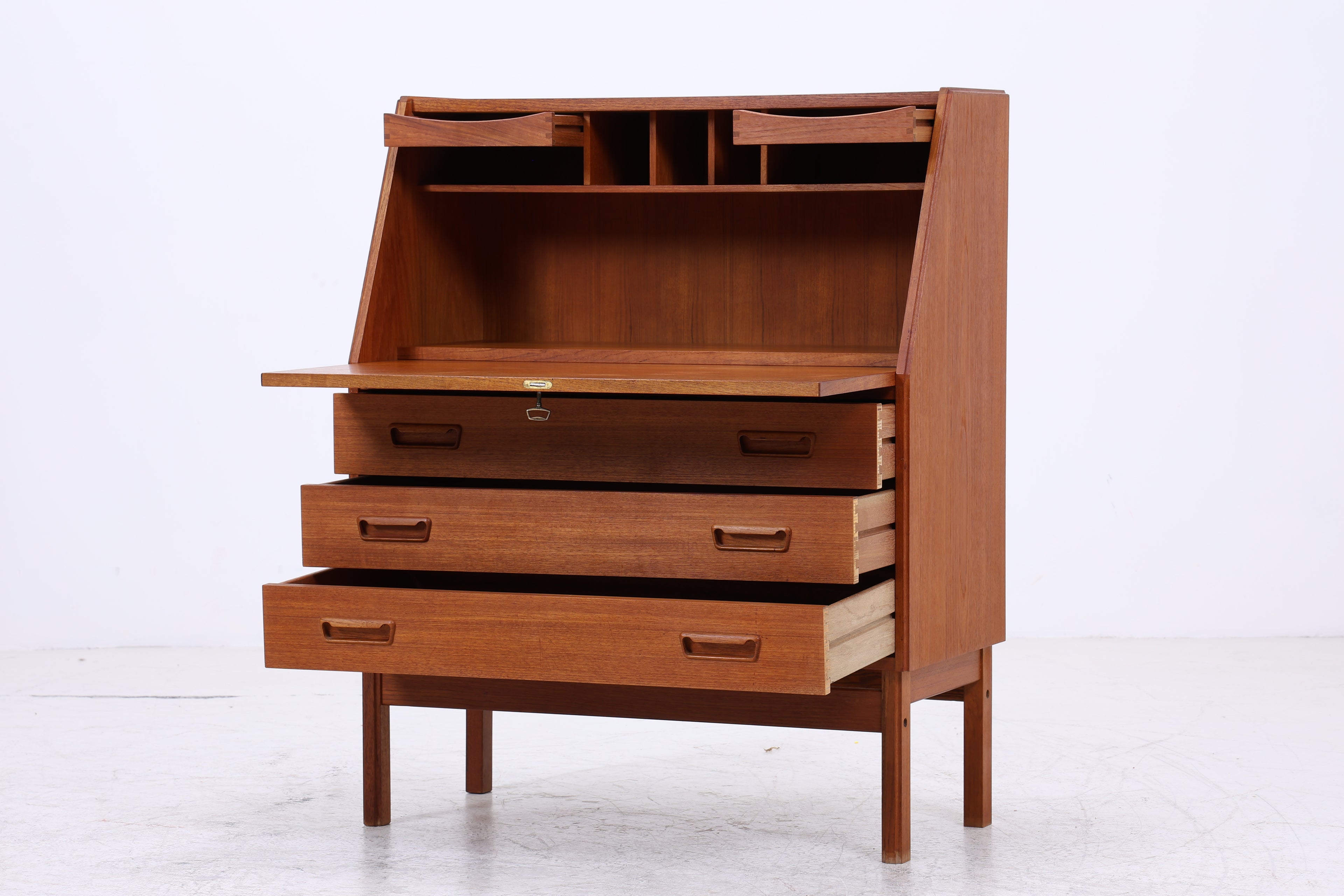 Dyrlund Sekretär | Vintage Teak | Danish Design