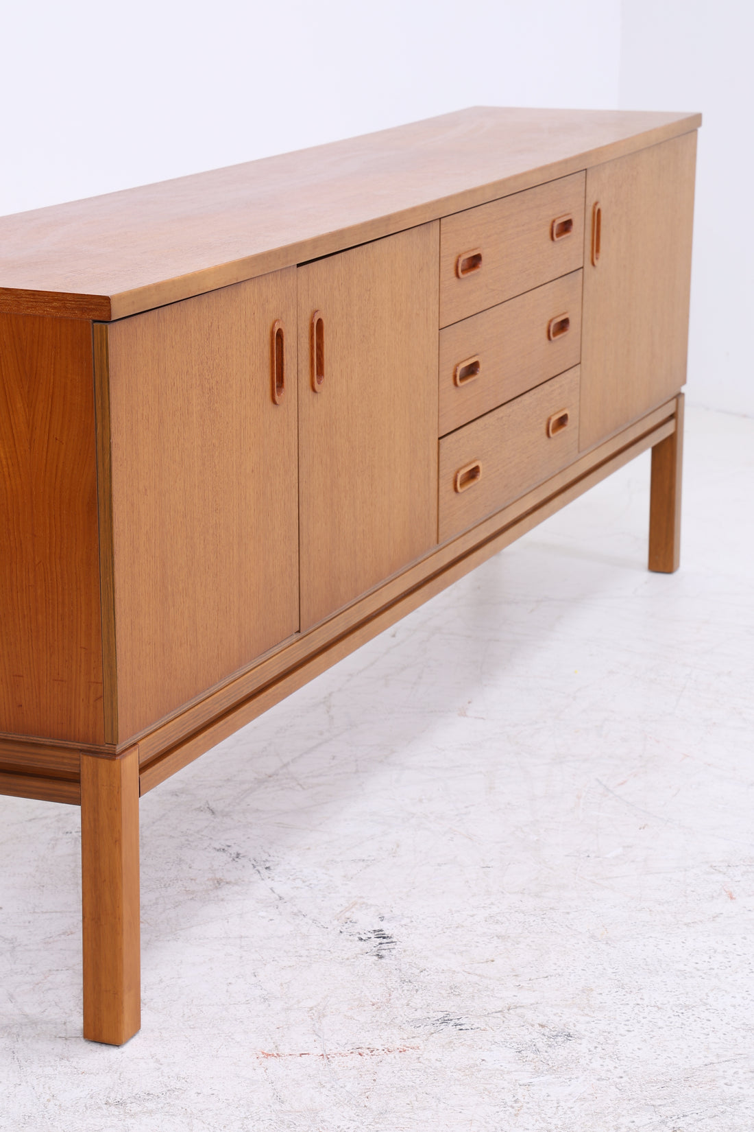 Palette Sideboard | Vintage Teak | Mid Century | 1960er