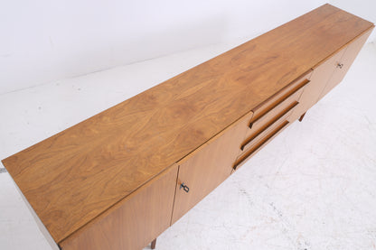 Vintage Nussbaum Sideboard | Mid Century Anrichte | 1960er Jahre