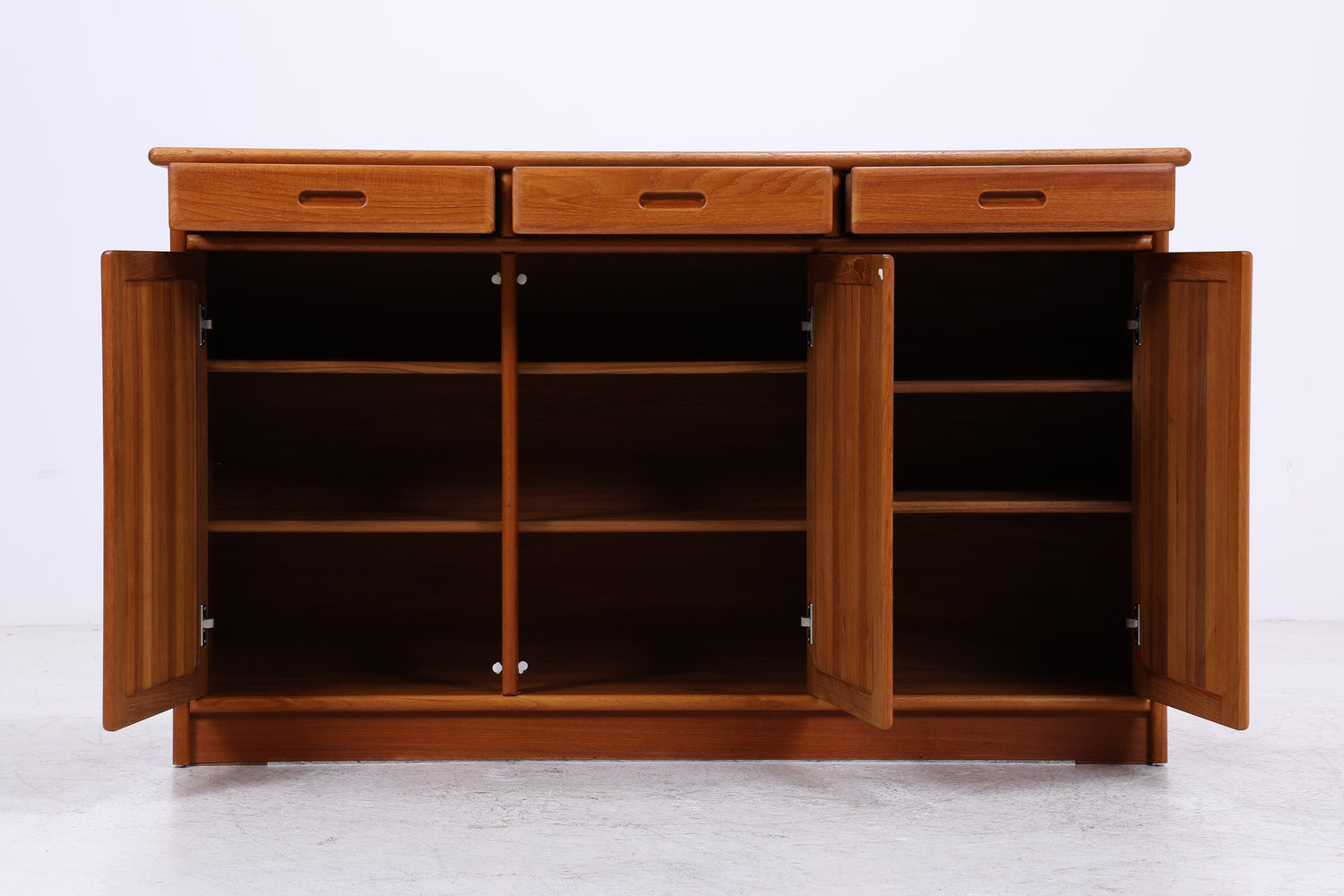 Dyrlund Teak Schrank | Vintage Highboard | Danish Design