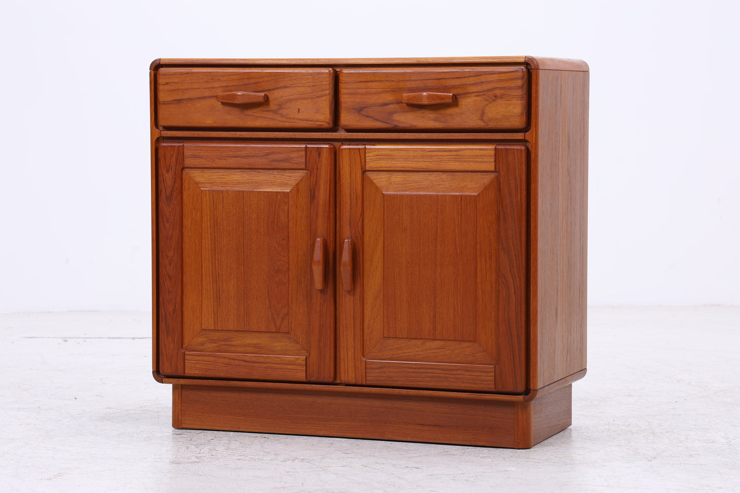 Uldum Møbelfabrik Teak Kommode | Vintage | Danish Design
