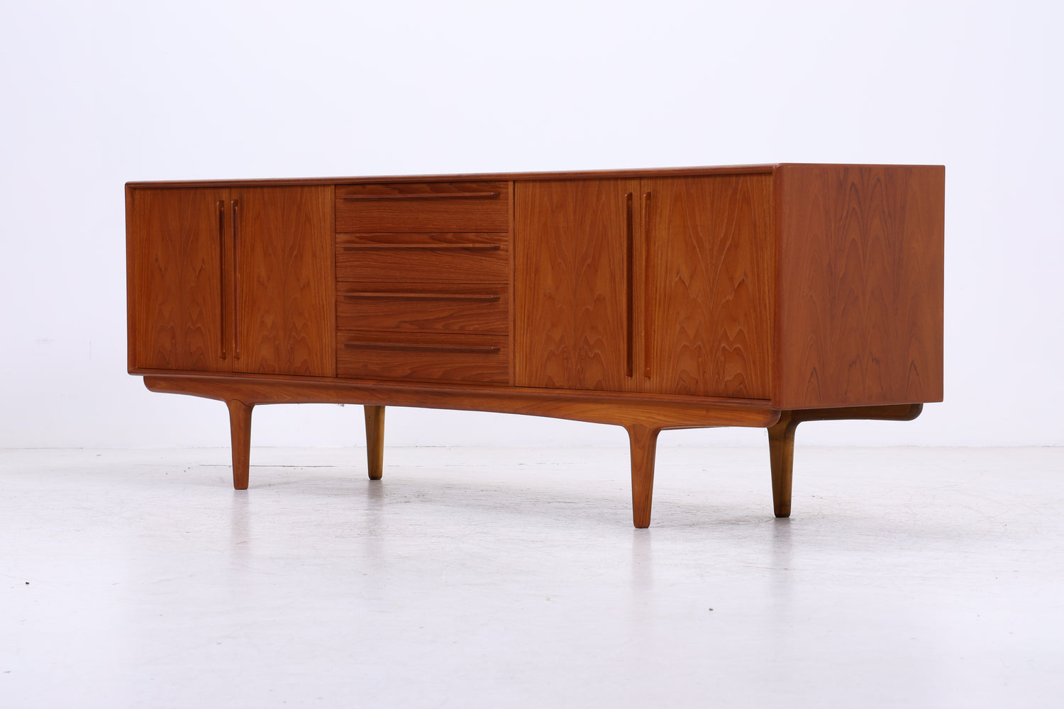 Vintage Teak Sideboard | Mid Century | Danish Design