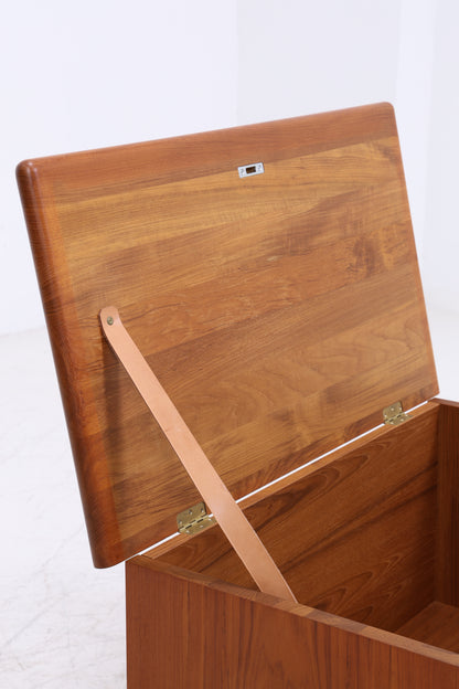Dyrlund Teak Truhe | Vintage Mid Century | 60er Jahre