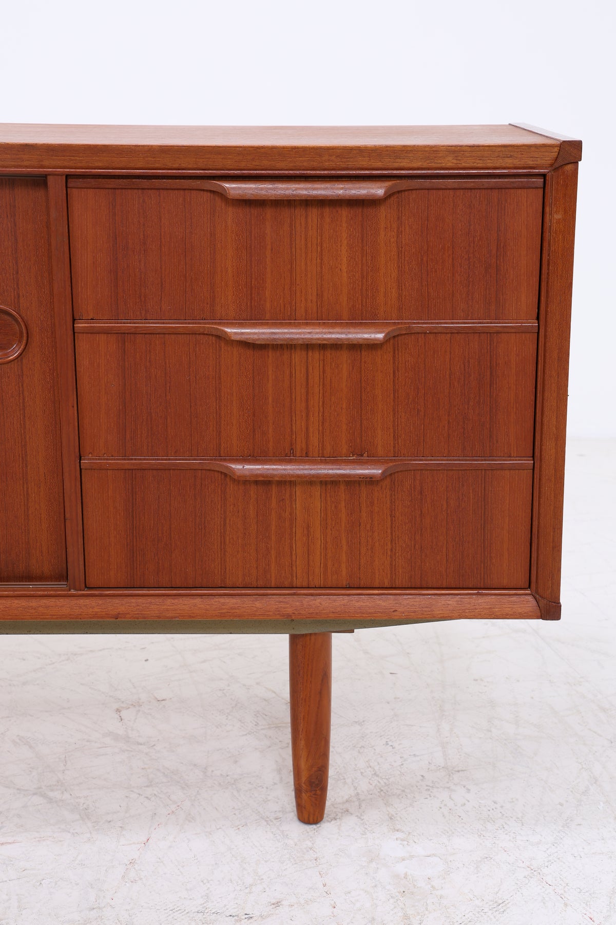 Fristho Sideboard | Vintage Teak | 2 Schiebetüren | 3 Schubladen | Mid Century