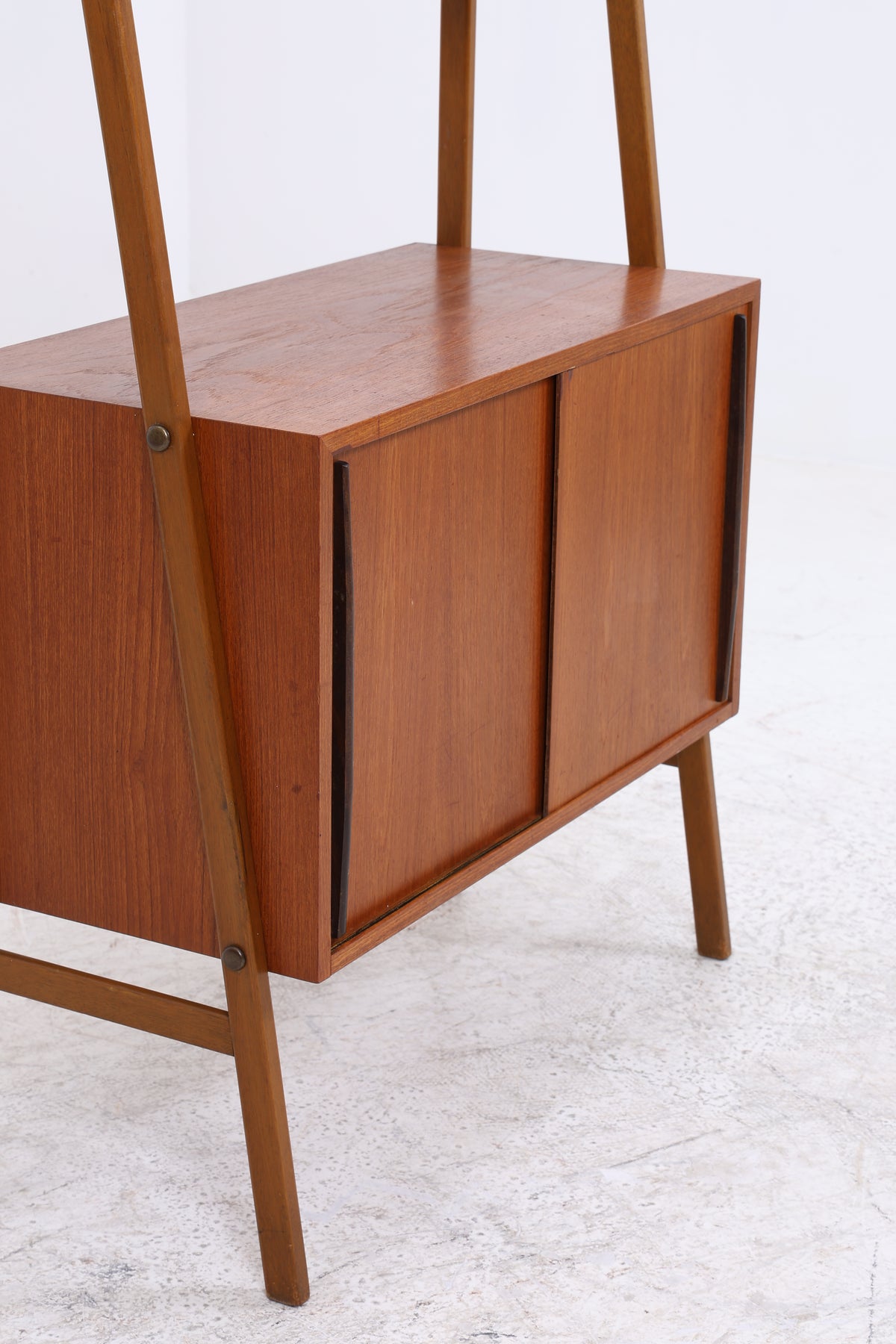 Vintage Teak Regal | Mid Century | 2 Schiebetüren | 3 Regalböden