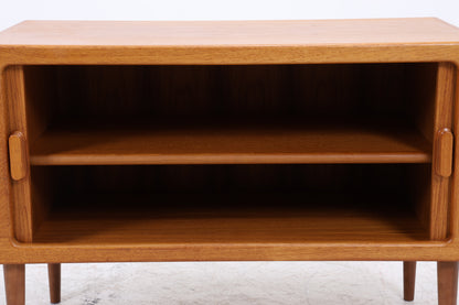 Silkeborg Kommode | Vintage Teak | Mid Century | 2 Türen | 1 Einlegeboden | Danish Design