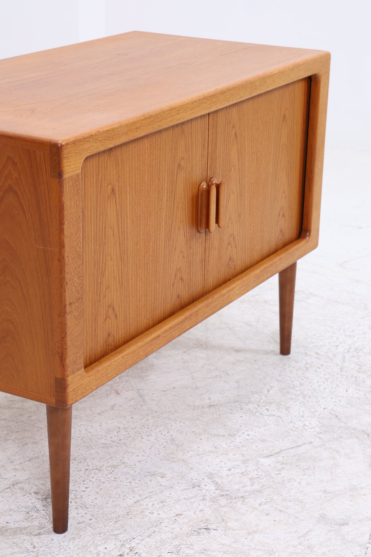 Silkeborg Kommode | Vintage Teak | Mid Century | 2 Türen | 1 Einlegeboden | Danish Design