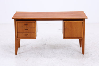 Vintage Teak Schreibtisch | 3 Schubladen | Mid Century