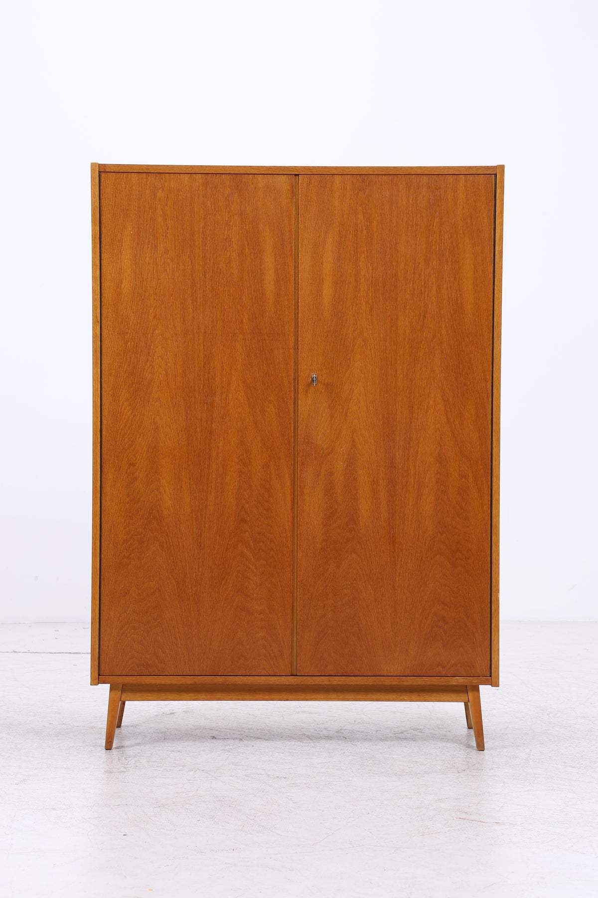 Vintage Kleiderschrank | 2 Türen | Mid Century | Garderobenschrank