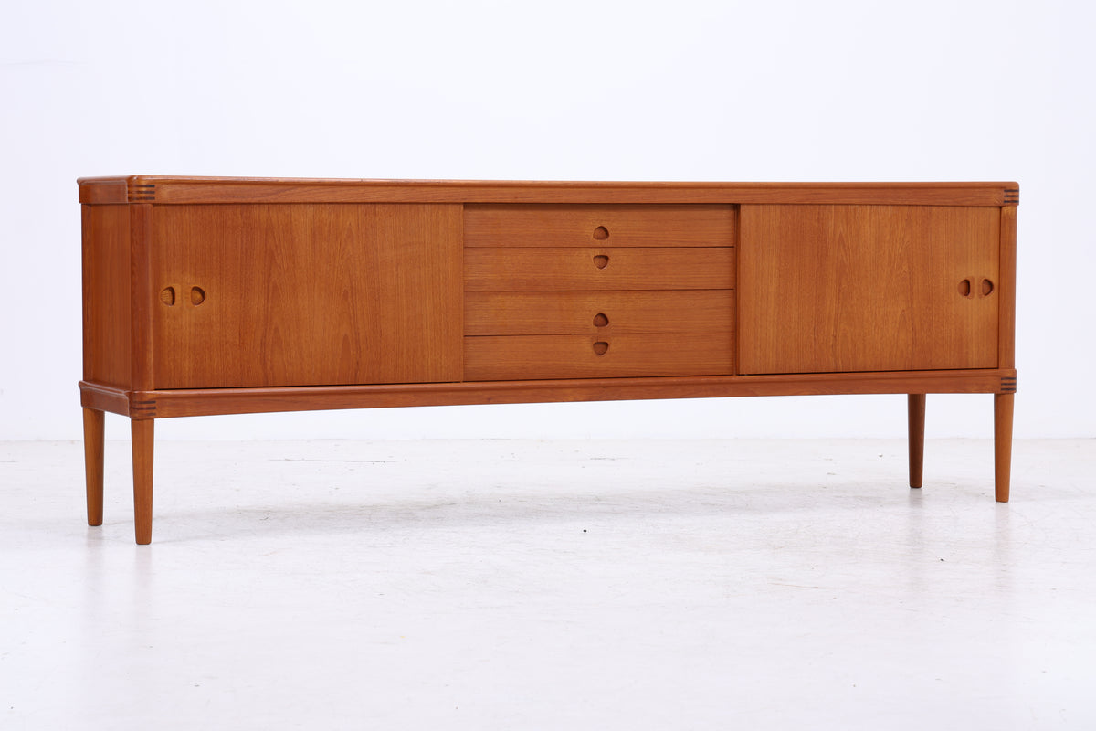 Henry W. Klein Sideboard | Bramin | Teak | 2 Türen | 4 Schubladen