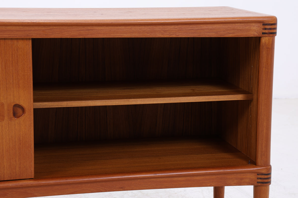 Henry W. Klein Sideboard | Bramin | Teak | 2 Türen | 4 Schubladen