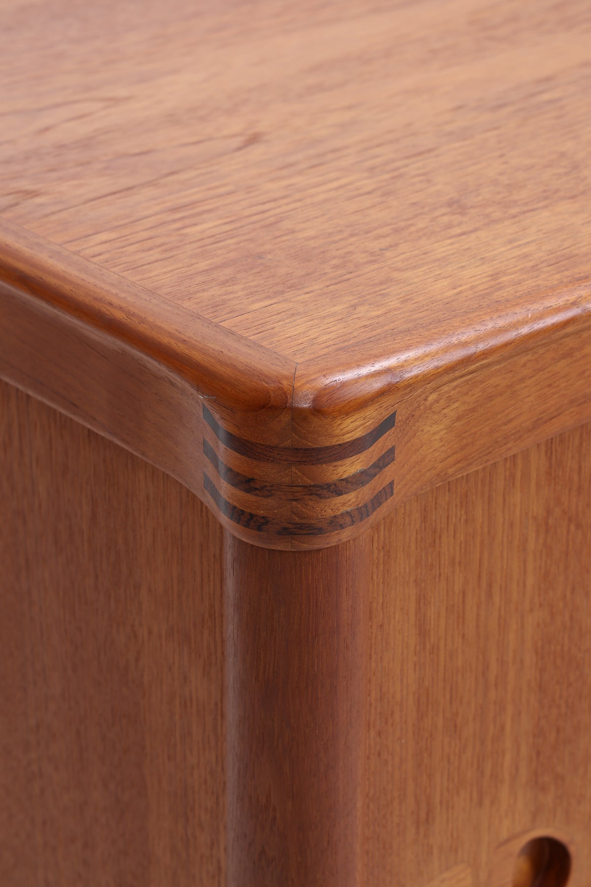 Henry W. Klein Sideboard | Bramin | Teak | 2 Türen | 4 Schubladen