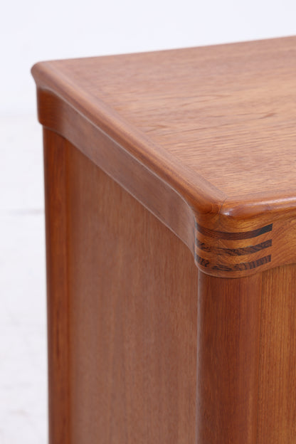 Henry W. Klein Sideboard | Bramin | Teak | 2 Türen | 4 Schubladen