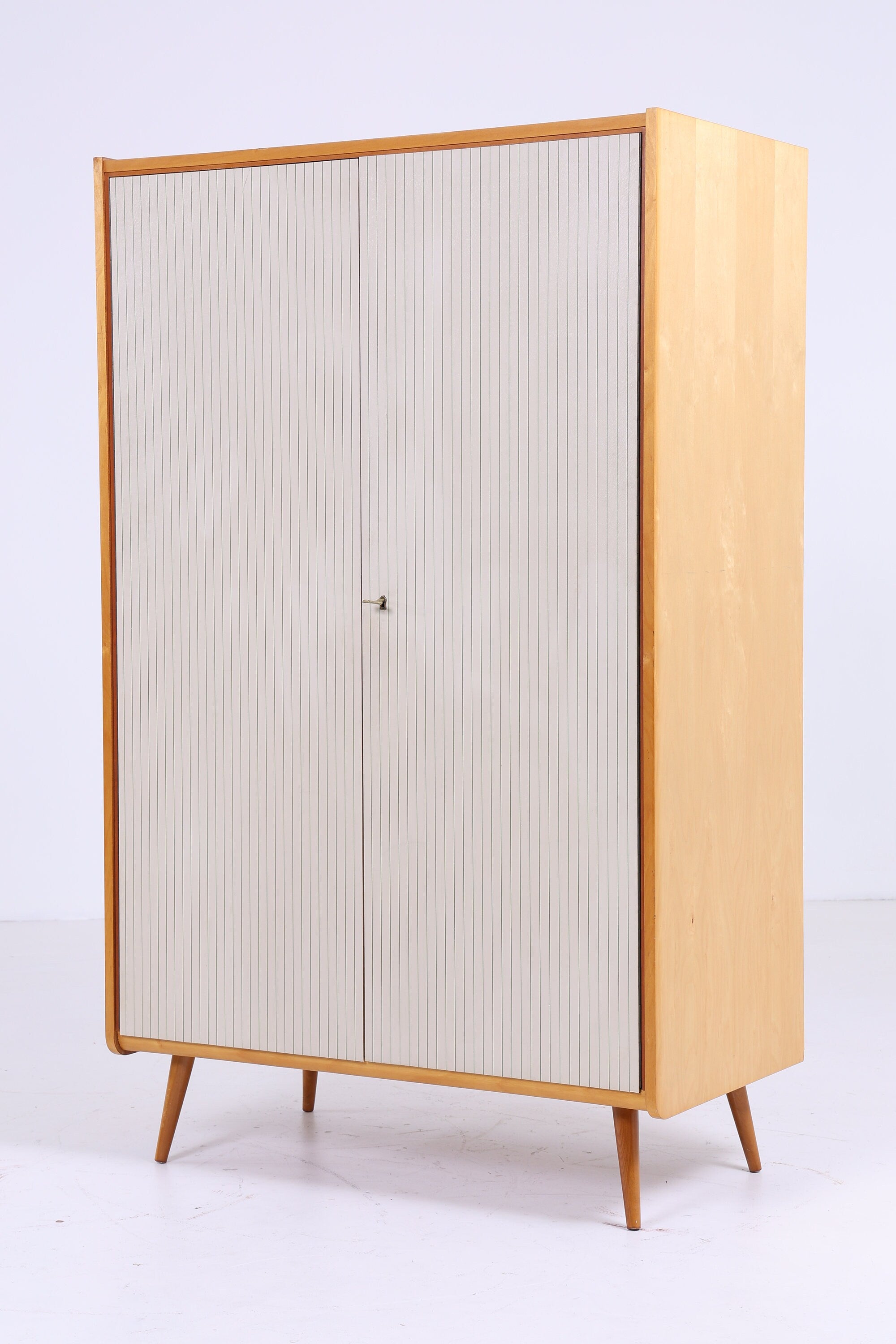 Spannende Mid Century Schrank Ebenbild