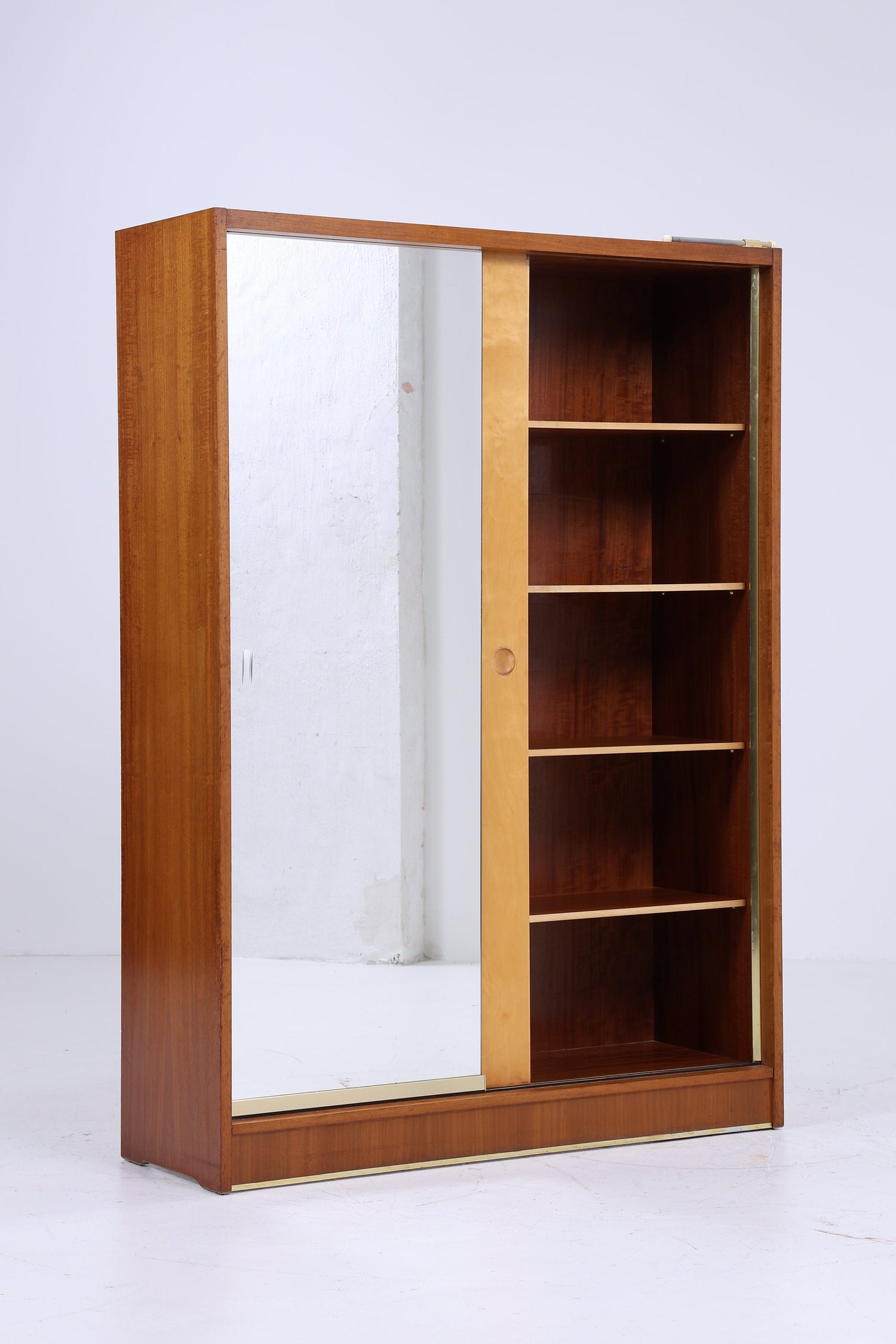 Schöner Vintage Schrank mit Schiebetüren | Mid Century Wäscheschrank Spiegel Fächerschrank Retro 60er Jahre Holz  Aufbewahrung