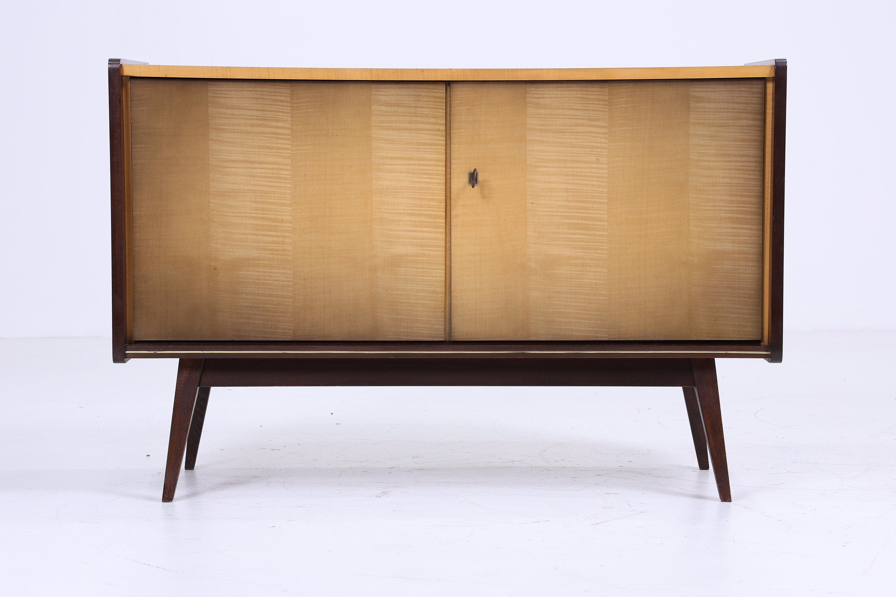 Zeitlose Hochglanz Kommode 60er Jahre | Mid Century Schrank Vintage Aufbewahrung Retro 70er Holz 2v2