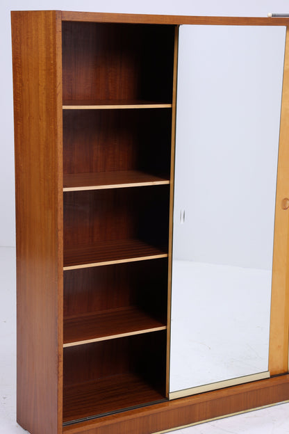 Schöner Vintage Schrank mit Schiebetüren | Mid Century Wäscheschrank Spiegel Fächerschrank Retro 60er Jahre Holz  Aufbewahrung