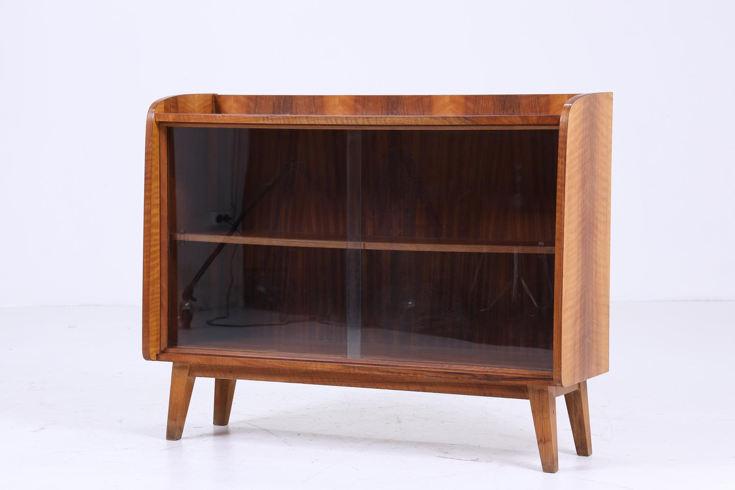 Vintage Glas Kommode 60er Jahre | Mid Century Vitrine Flur Konsole Schrank Aufbewahrung Retro Holz 70er Braun Glasvitrine