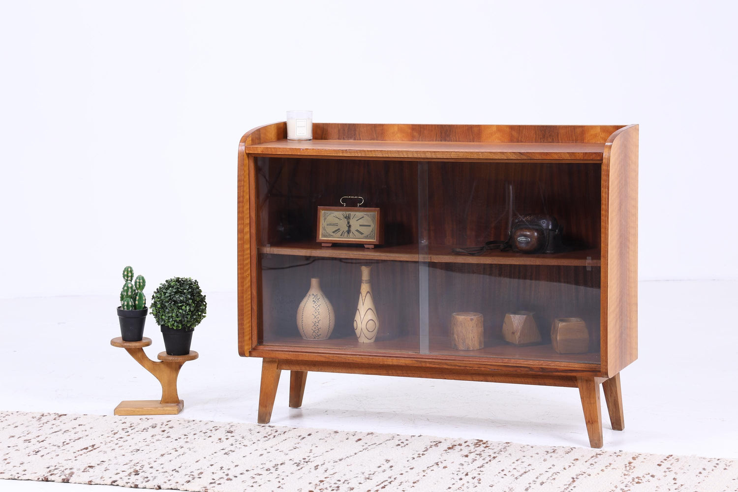 Vintage Glas Kommode 60er Jahre | Mid Century Vitrine Flur Konsole Schrank Aufbewahrung Retro Holz 70er Braun Glasvitrine