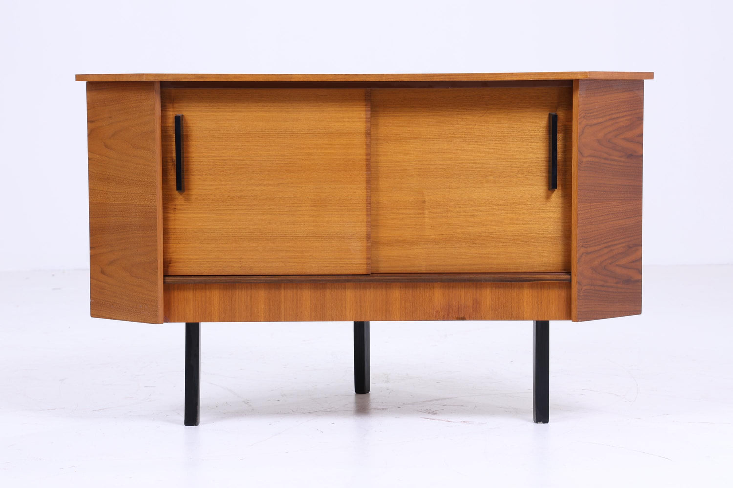 Vintage Eckkommode 60er Jahre | Mid Century Kommode Schrank Retro 70er Holz Aufbewahrung Schiebetüren Nussbaum