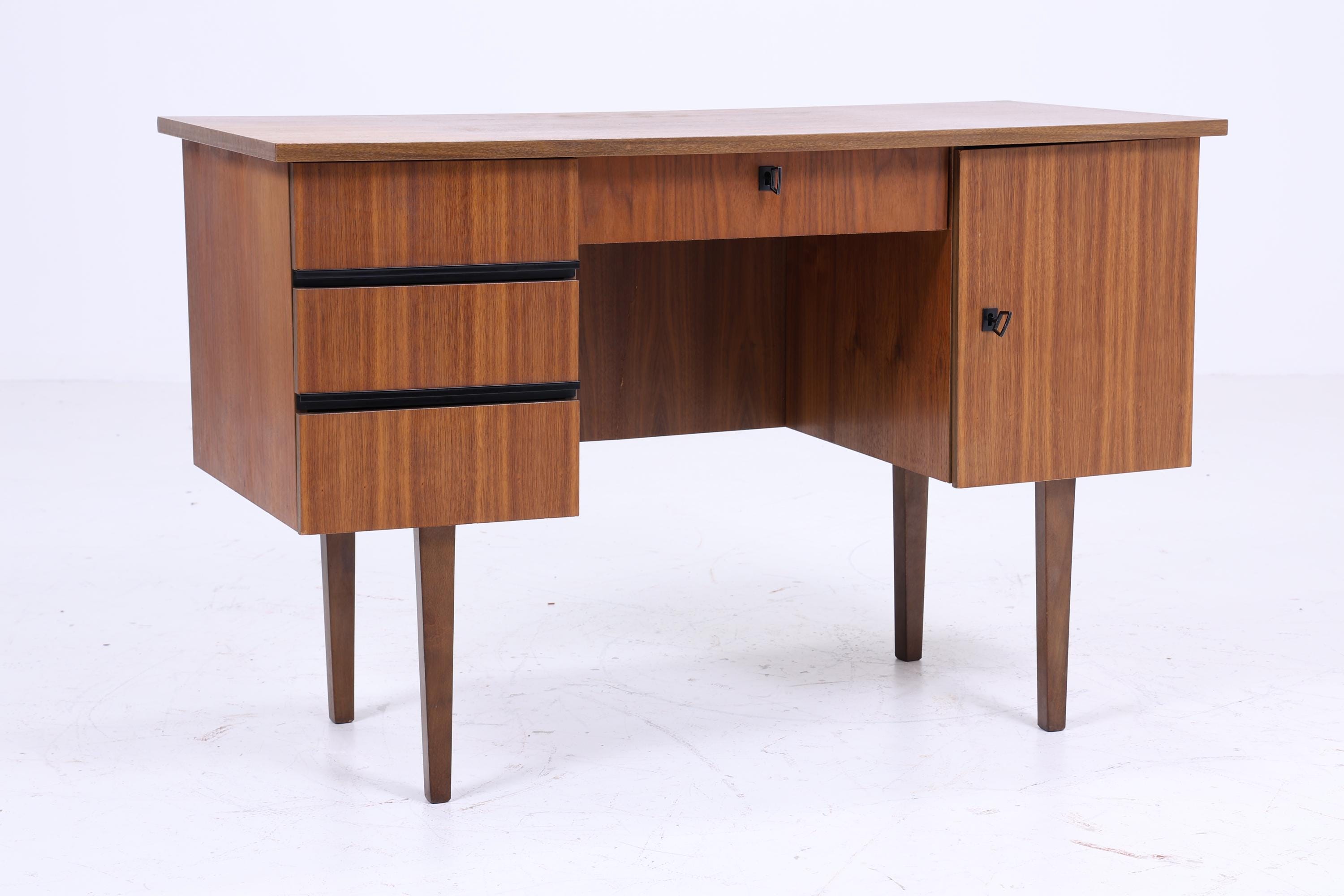 Dunkler Vintage Schreibtisch 60er Jahre | Mid Century Schultisch Arbeitstisch Bürotisch Tisch Retro Nussbaum Holz