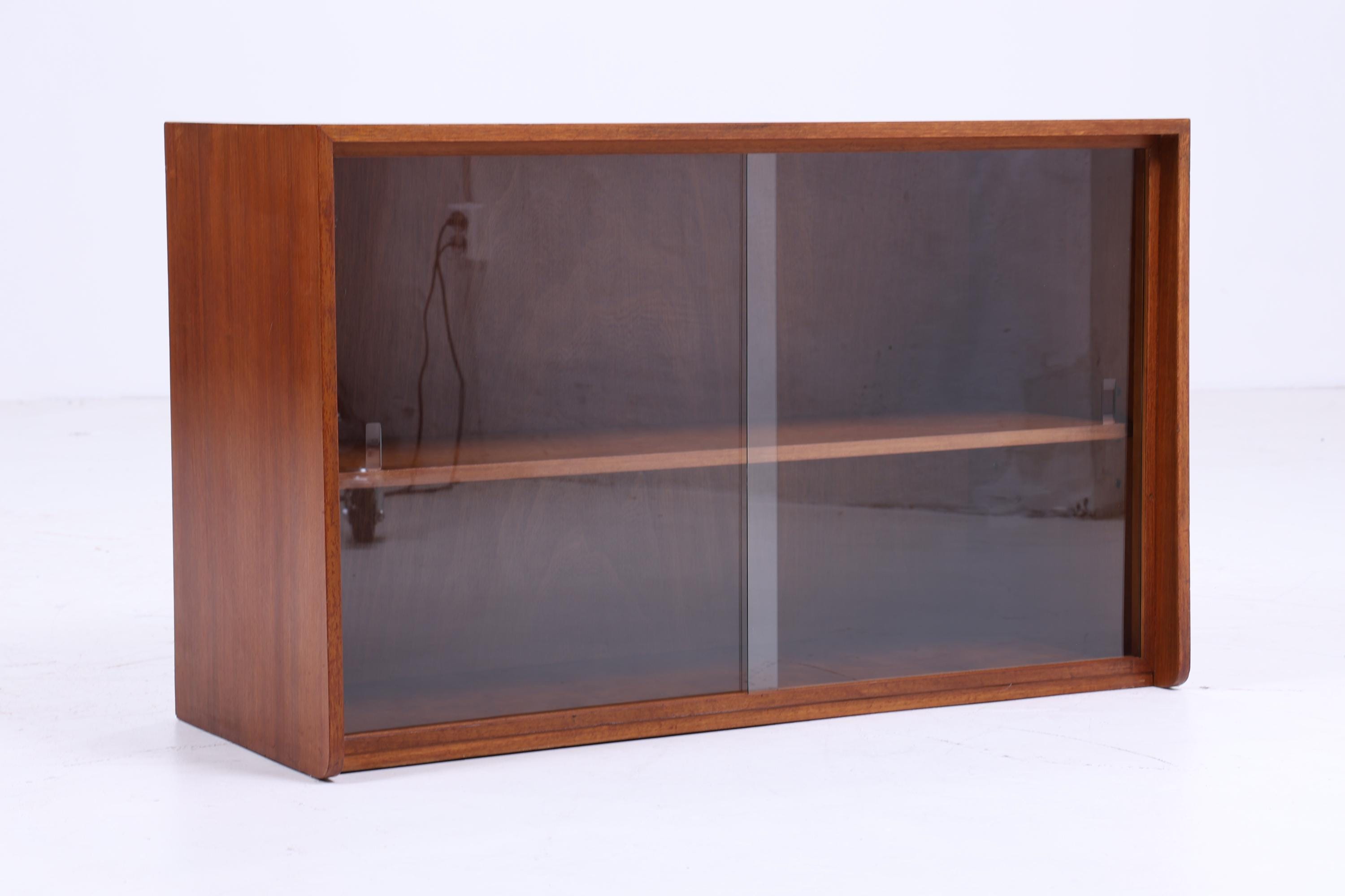 Dunkle Vintage Glas Kommode 60er Jahre | Mid Century Vitrine Flur Retro 70er Holz Braun Aufbewahrung