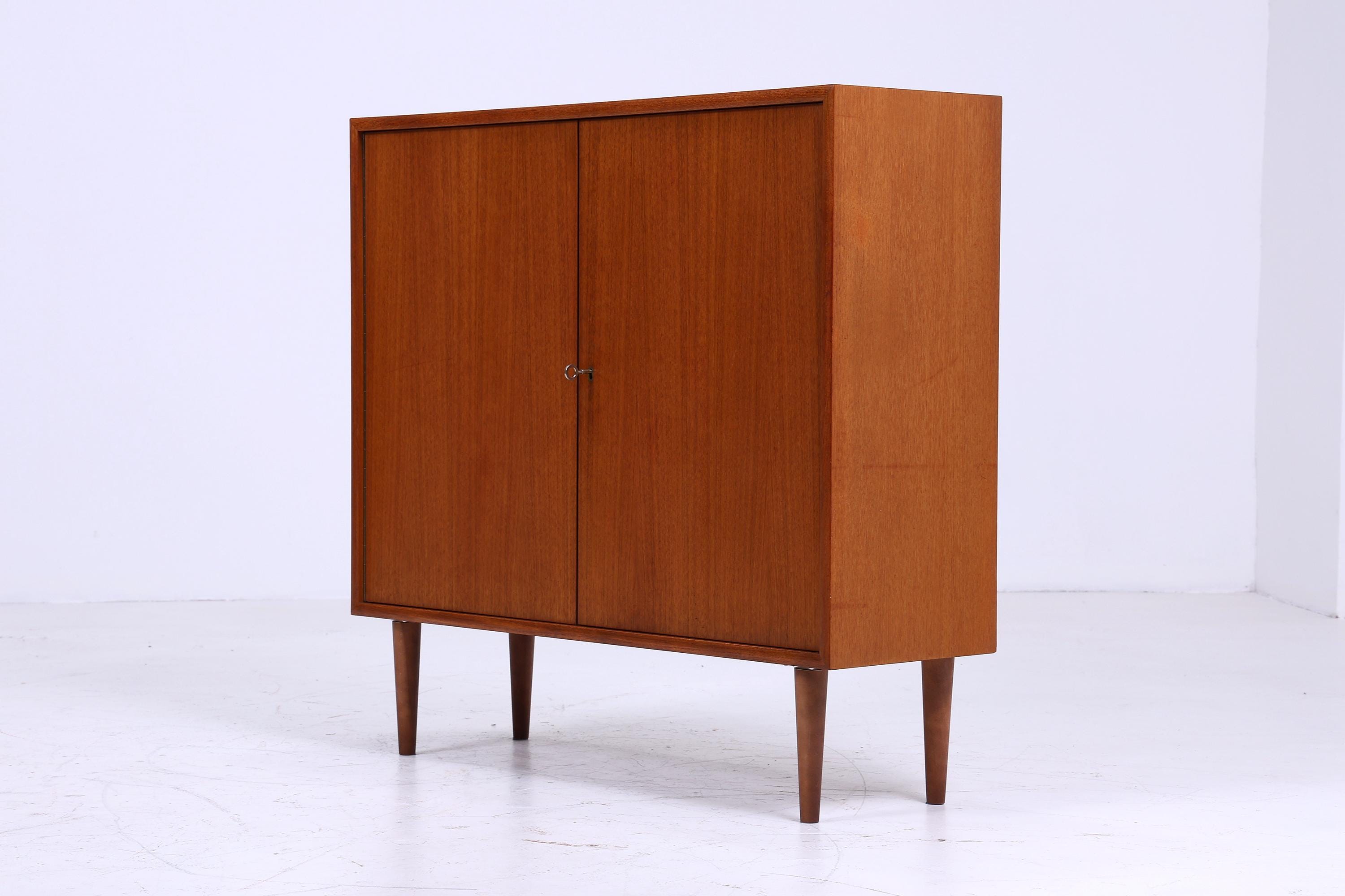 Wunderschöne WK Teak Kommode | Mid Century Schrank  | Vintage Kommode Retro Schuhschrank Flur Holz