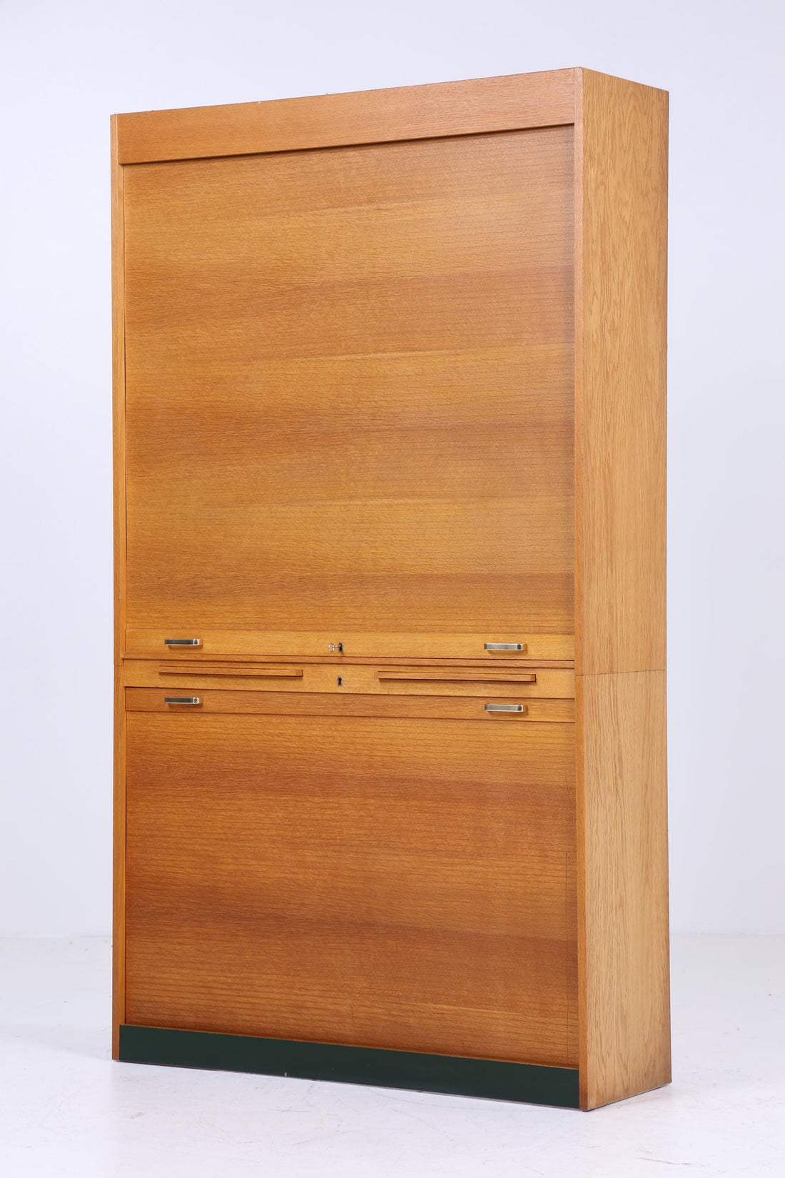 Originaler Vintage Rollladenschrank aus den 60ern – Mid Century Büroschrank mit Lamellentüren aus Holz